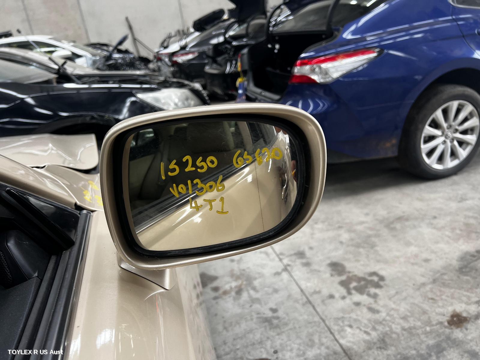 LEXUS IS250/IS250C 2008 Right Door Mirror IS250, GSE20R, SEDAN, SPORTS/SPORTS LUXURY, NON INDICATOR TYPE (2 PLUG)