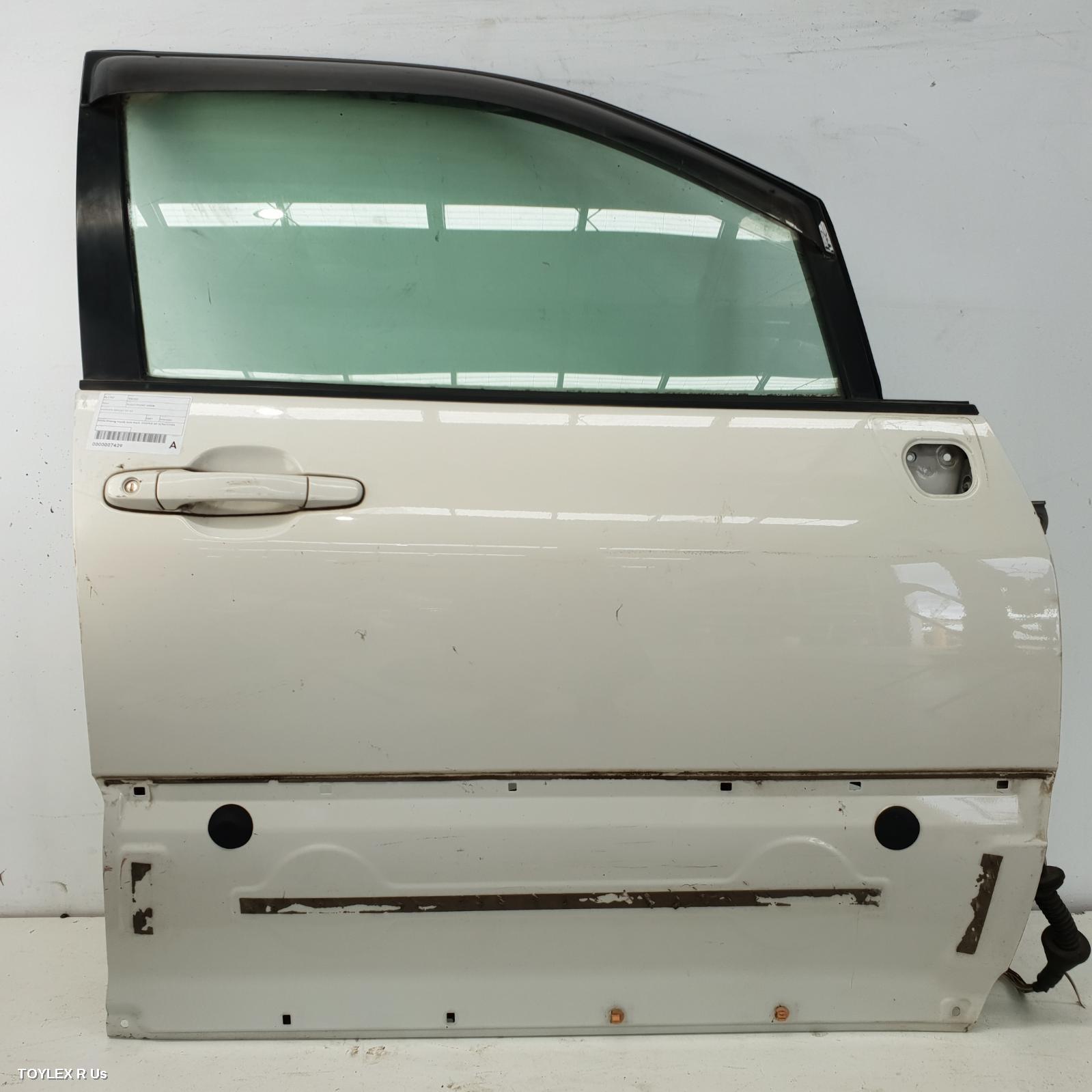 LEXUS RX300 2001 Right Front Door HARRIER IMPORT