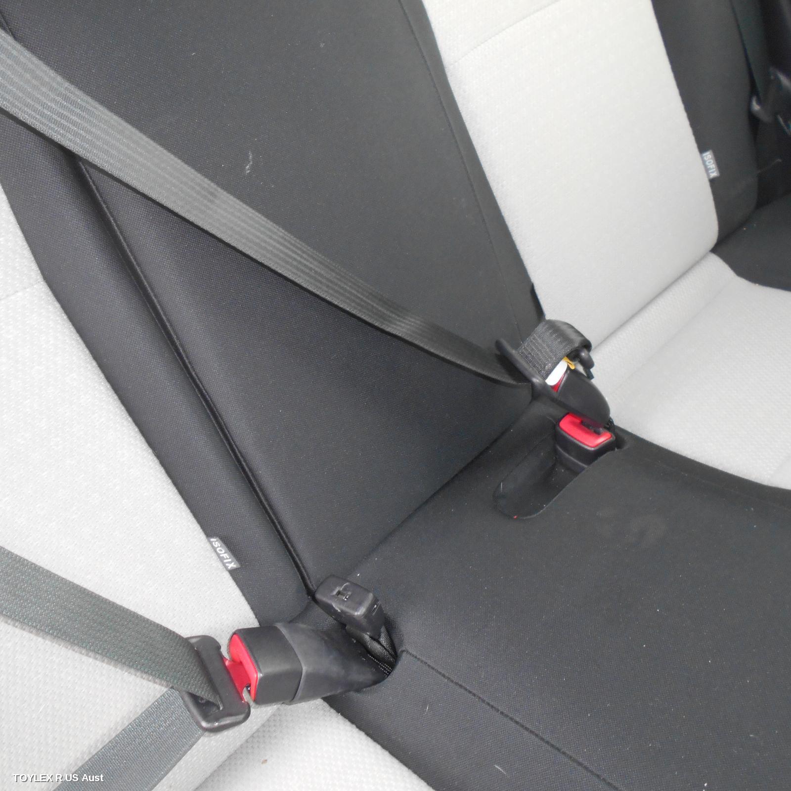 TOYOTA YARIS 2011 Seatbelt/Stalk CENTRE REAR, SEAT BELT ONLY, 3DR/5DR HATCH, NCP13#