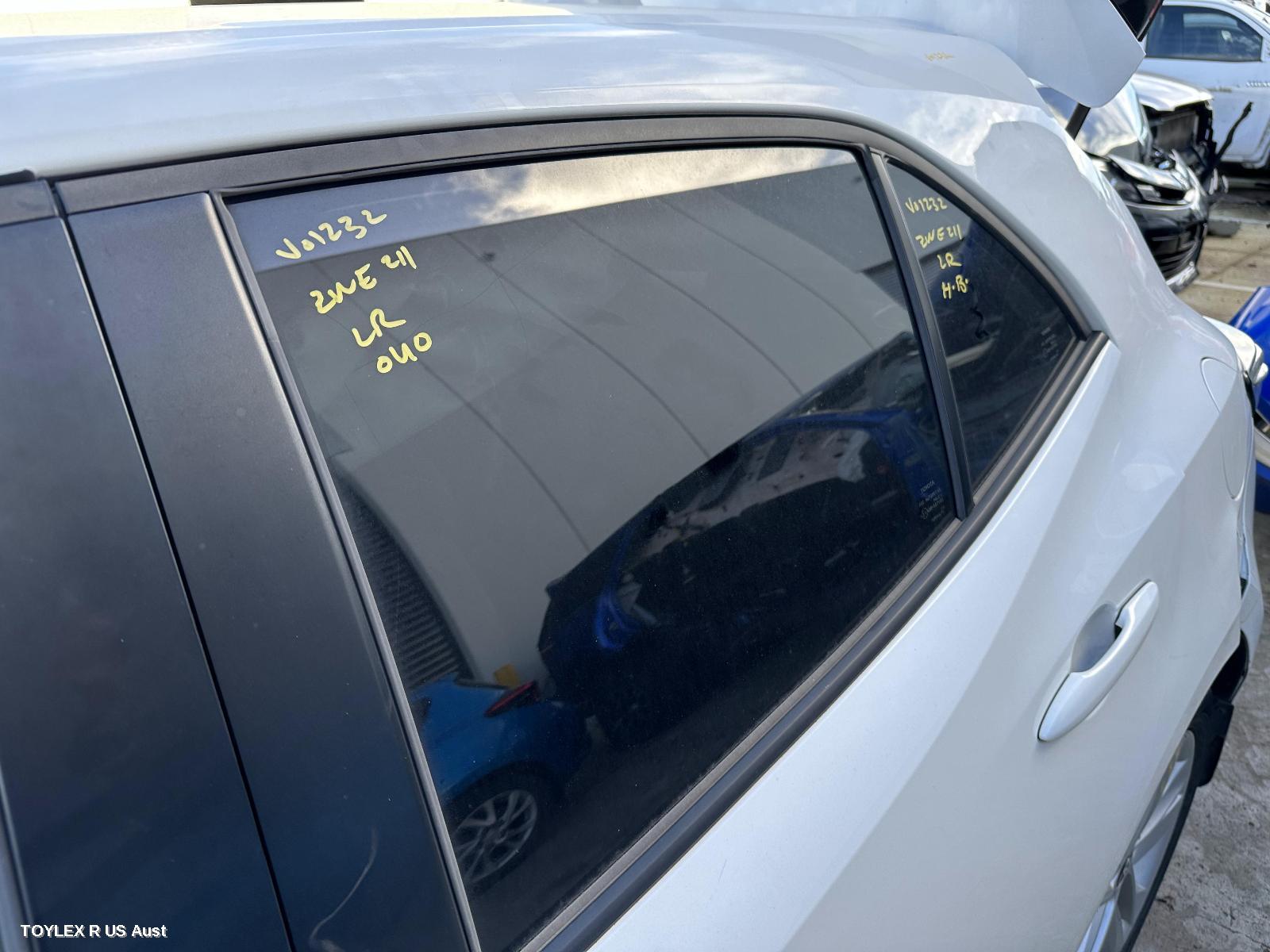 TOYOTA COROLLA 2019 Left Rear Door Window E210, HATCH