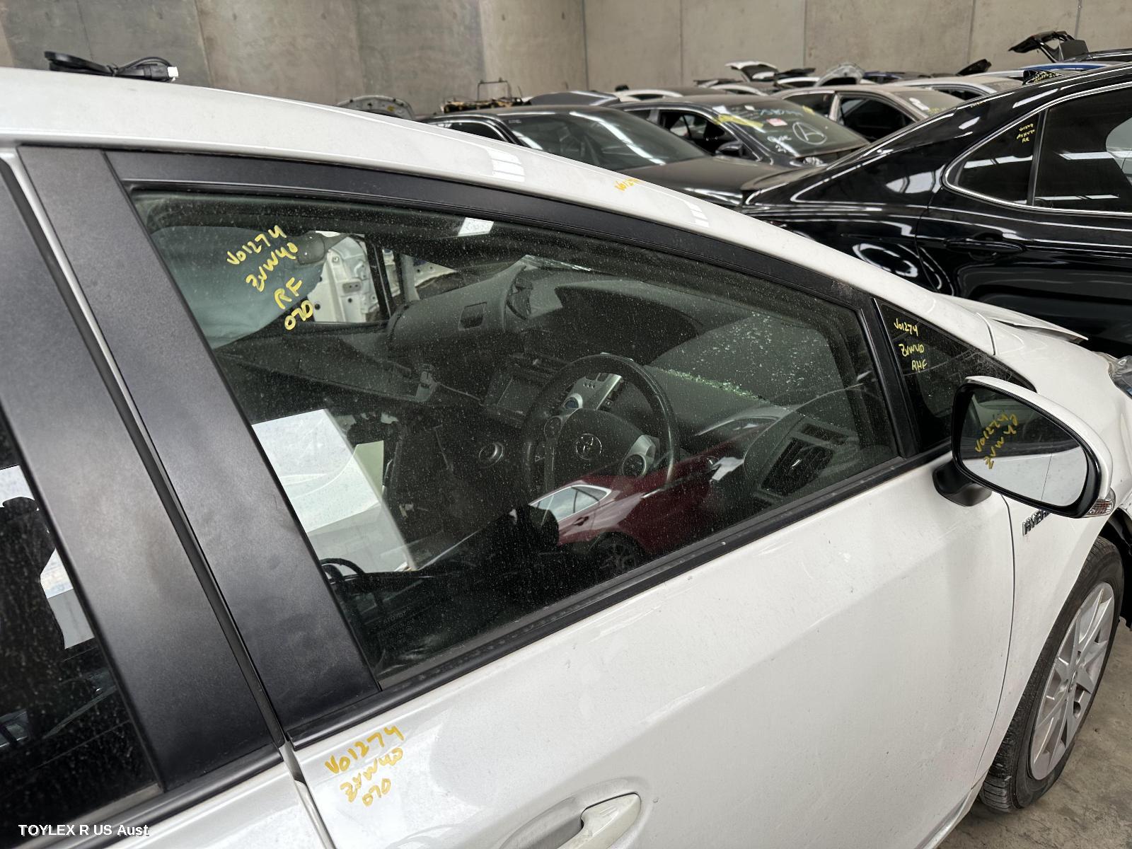 TOYOTA PRIUS 2014 Right Front Door Window ZVW40R, PRIUS V