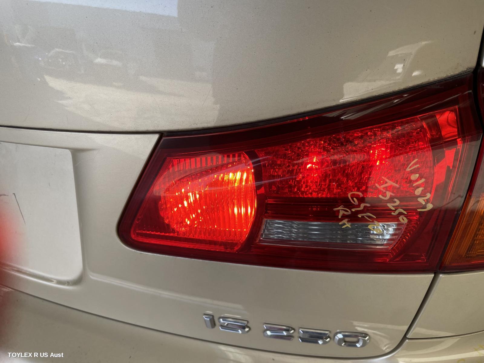 LEXUS IS250/IS250C 2007 Rear Garnish IS250, BOOTLID LAMP (RH SIDE), GSE20R, SEDAN