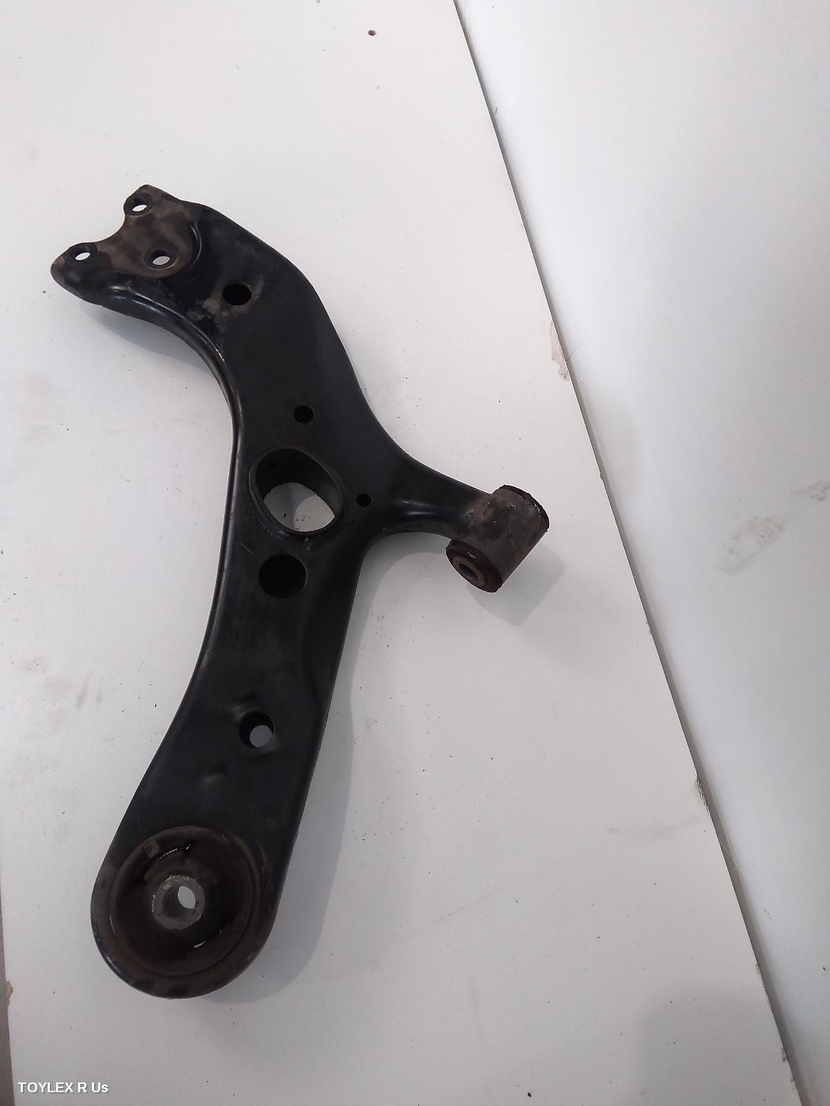TOYOTA RAV4 2018 Left Front Lower Control Arm XA40