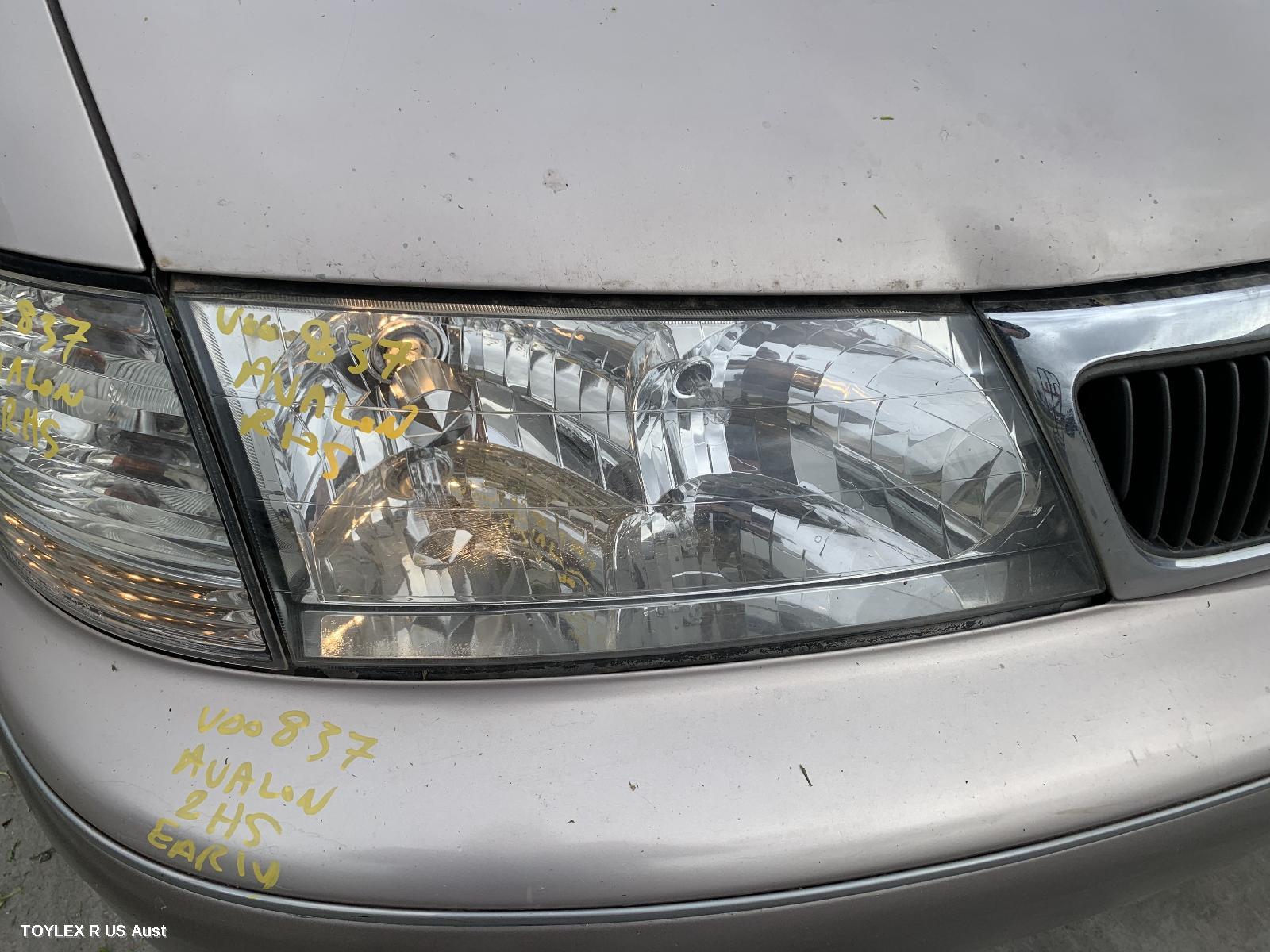 TOYOTA AVALON 2002 Right Headlamp MCX10R, HELLA LENS#