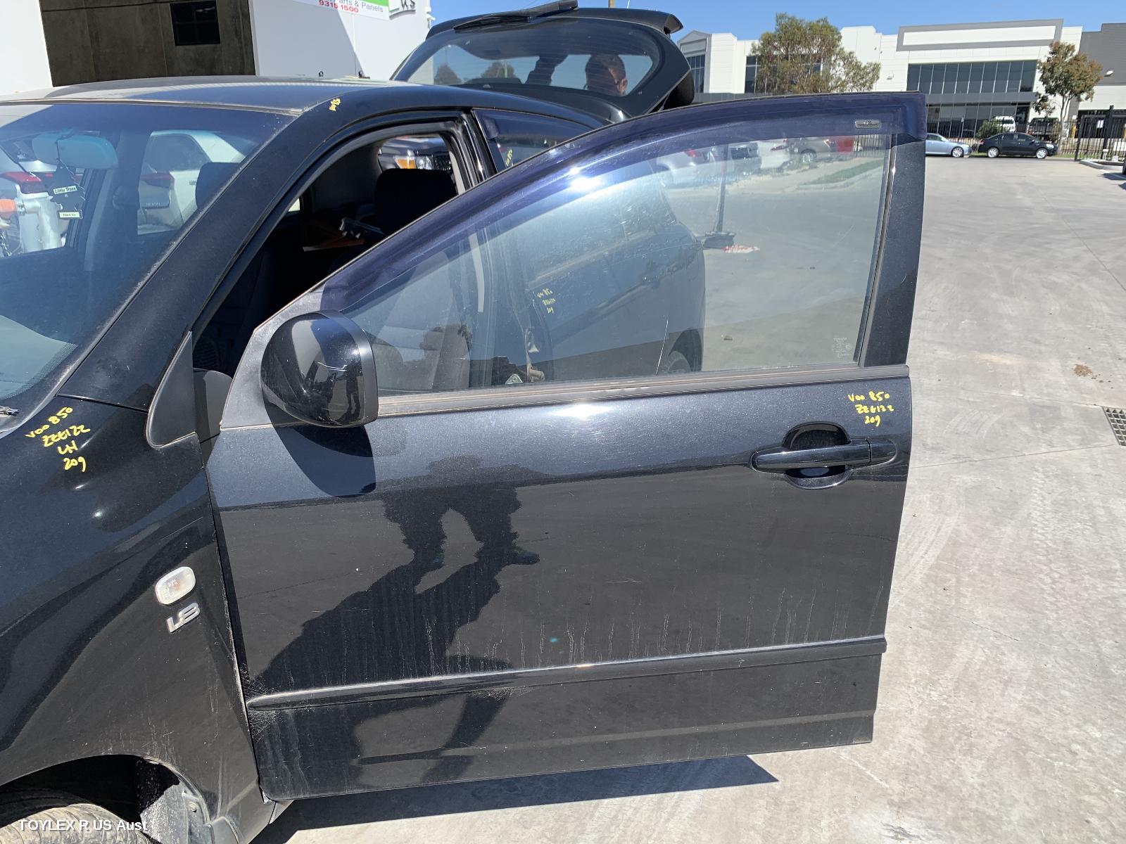 TOYOTA COROLLA 2001 Left Front Door ZZE122 (JAPAN-VIN JTD)