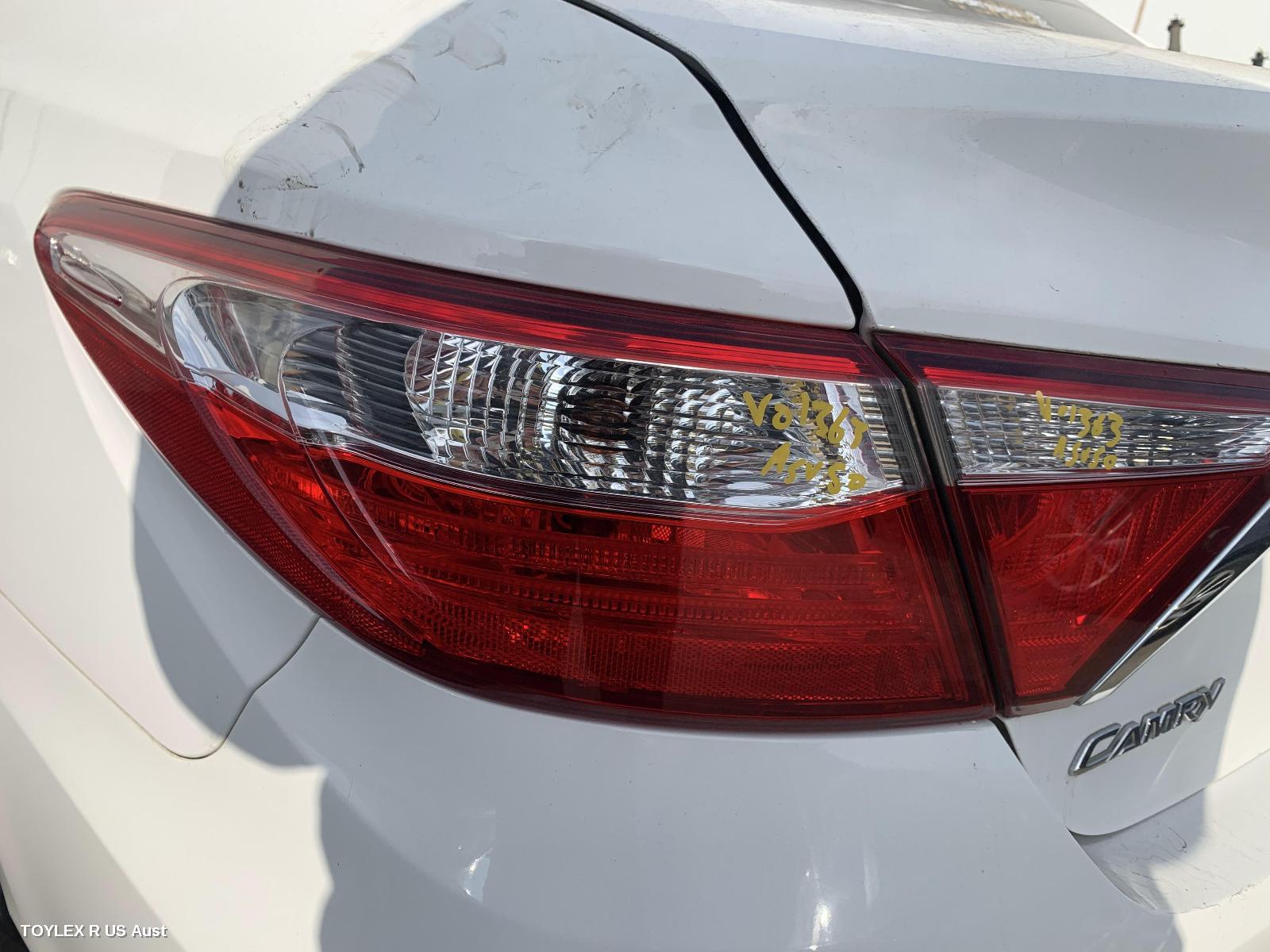 TOYOTA CAMRY 2015 Left Taillight ASV50, IN BODY, NON LED TYPE