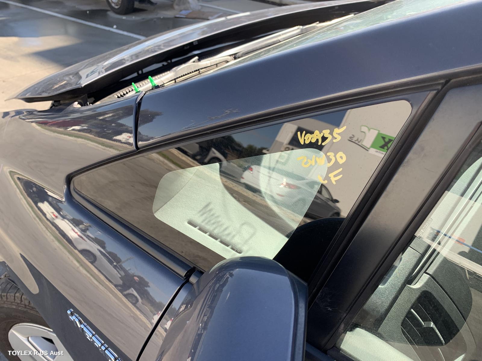 TOYOTA PRIUS 2009 Left Front 1/4 Door Glass ZVW30R, HATCH