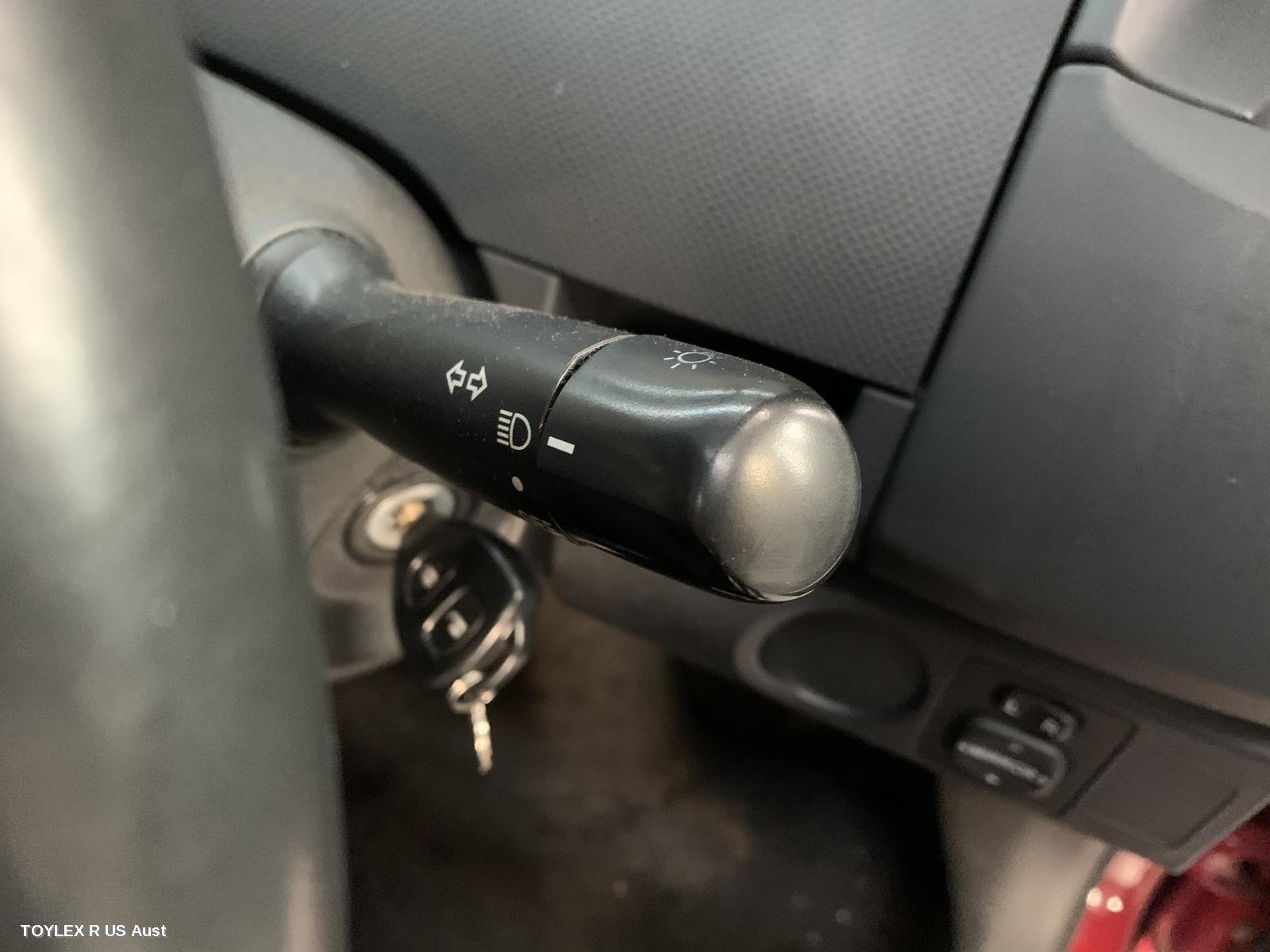 TOYOTA YARIS 2008 Combination Switch FLASHER/HEADLAMP SWITCH, HATCH/SEDAN, NON FOGLAMP TYPE, NCP9#