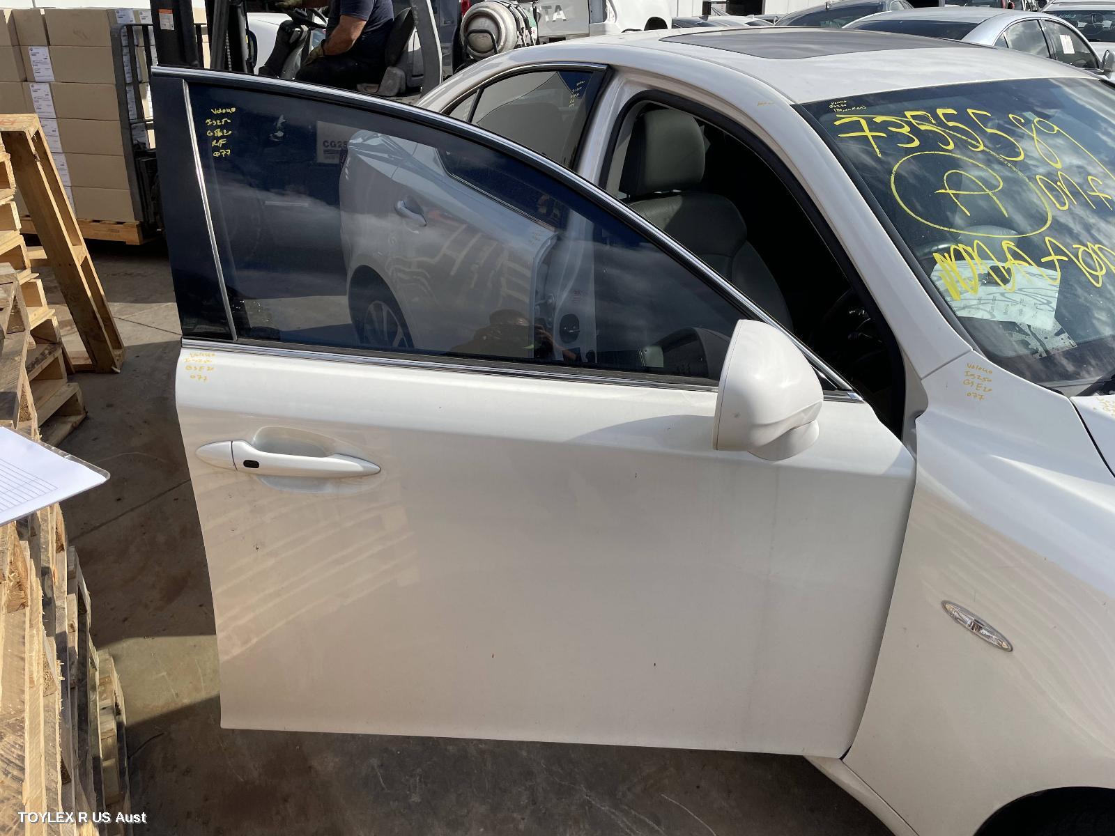 LEXUS IS250/IS250C 2008 Right Front Door IS250/IS350/IS F, GSE20R/GSE21R/USE20R, SEDAN