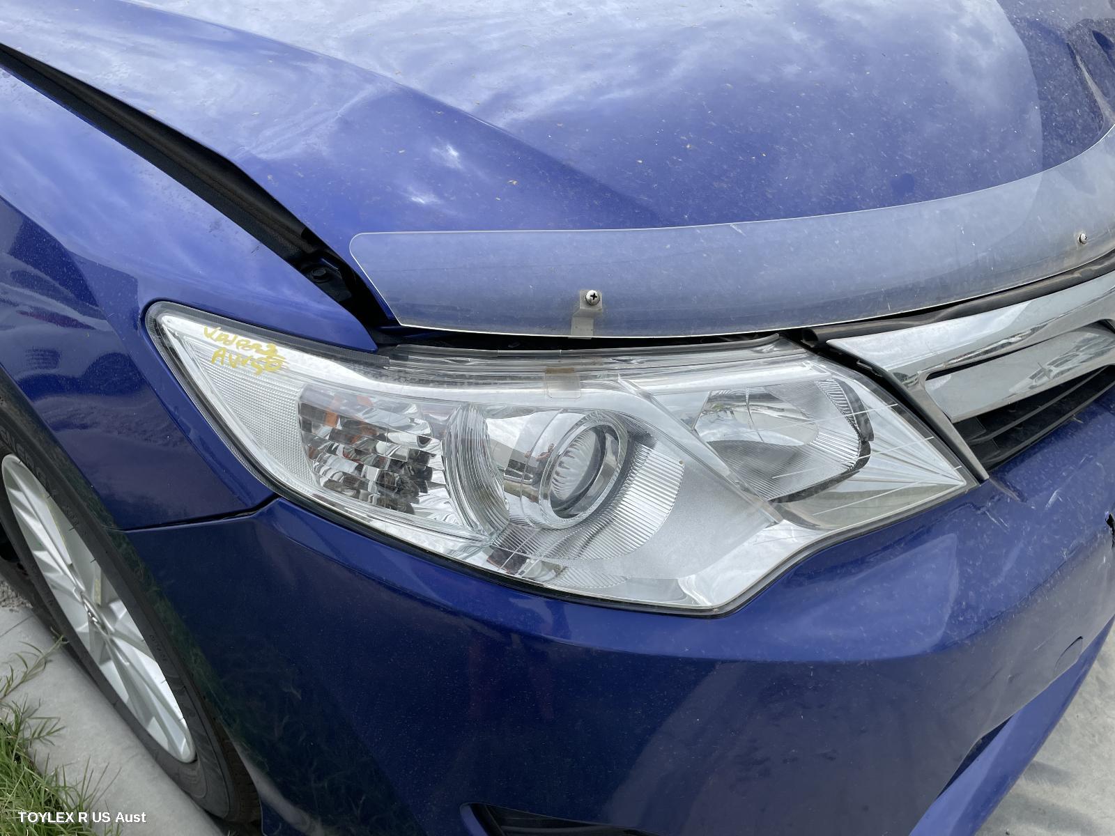 TOYOTA CAMRY 2014 Right Headlamp AVV50, HYBRID, CHROME TYPE