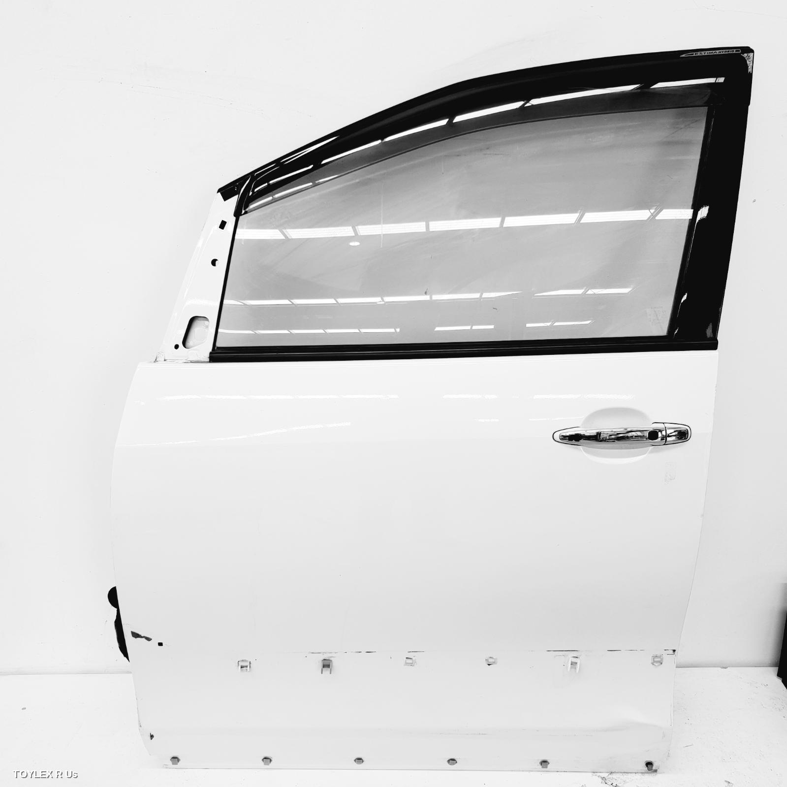 TOYOTA ESTIMA 2017 Left Front Door XR50