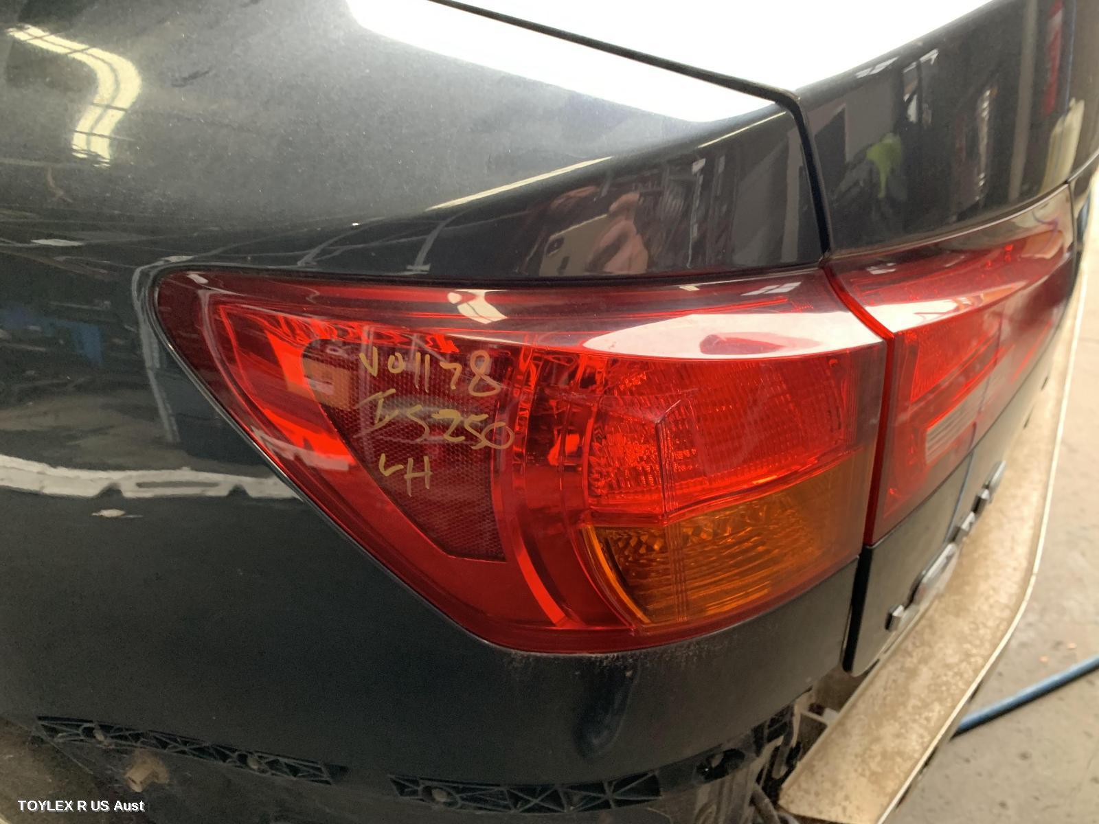 LEXUS IS250/IS250C 2007 Left Taillight IS250, GSE20R, SEDAN, HORIZONTAL TYPE