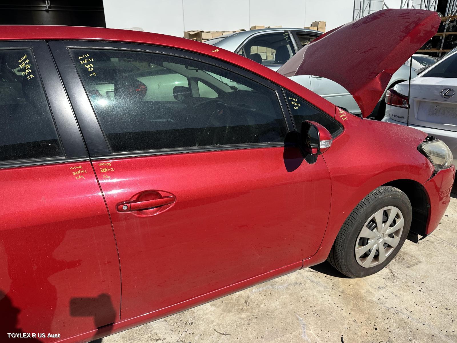 TOYOTA COROLLA 2012 Right Front Door ZRE152R, HATCH