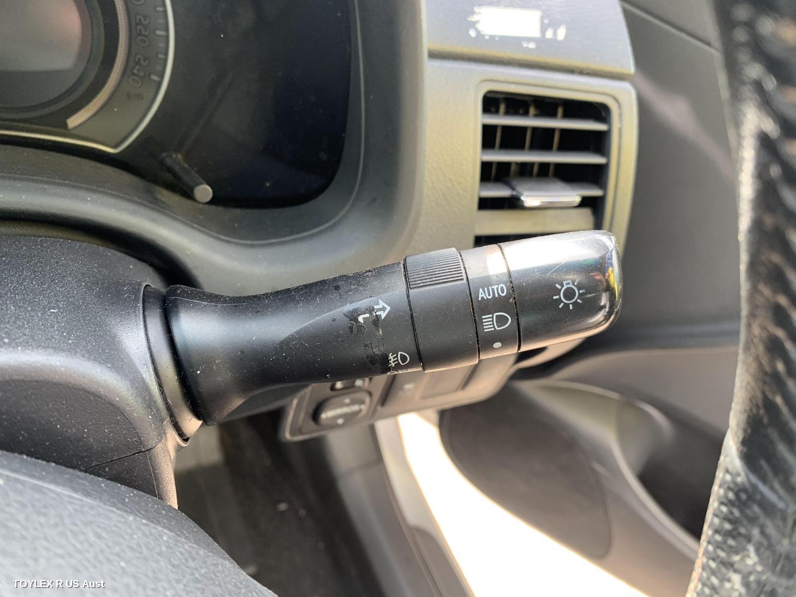 TOYOTA COROLLA 2013 Combination Switch FLASHER SWITCH, ZRE152/153R, SEDAN/HATCH, W/ FOGLAMP, NON RAIN SENSOR TYPE