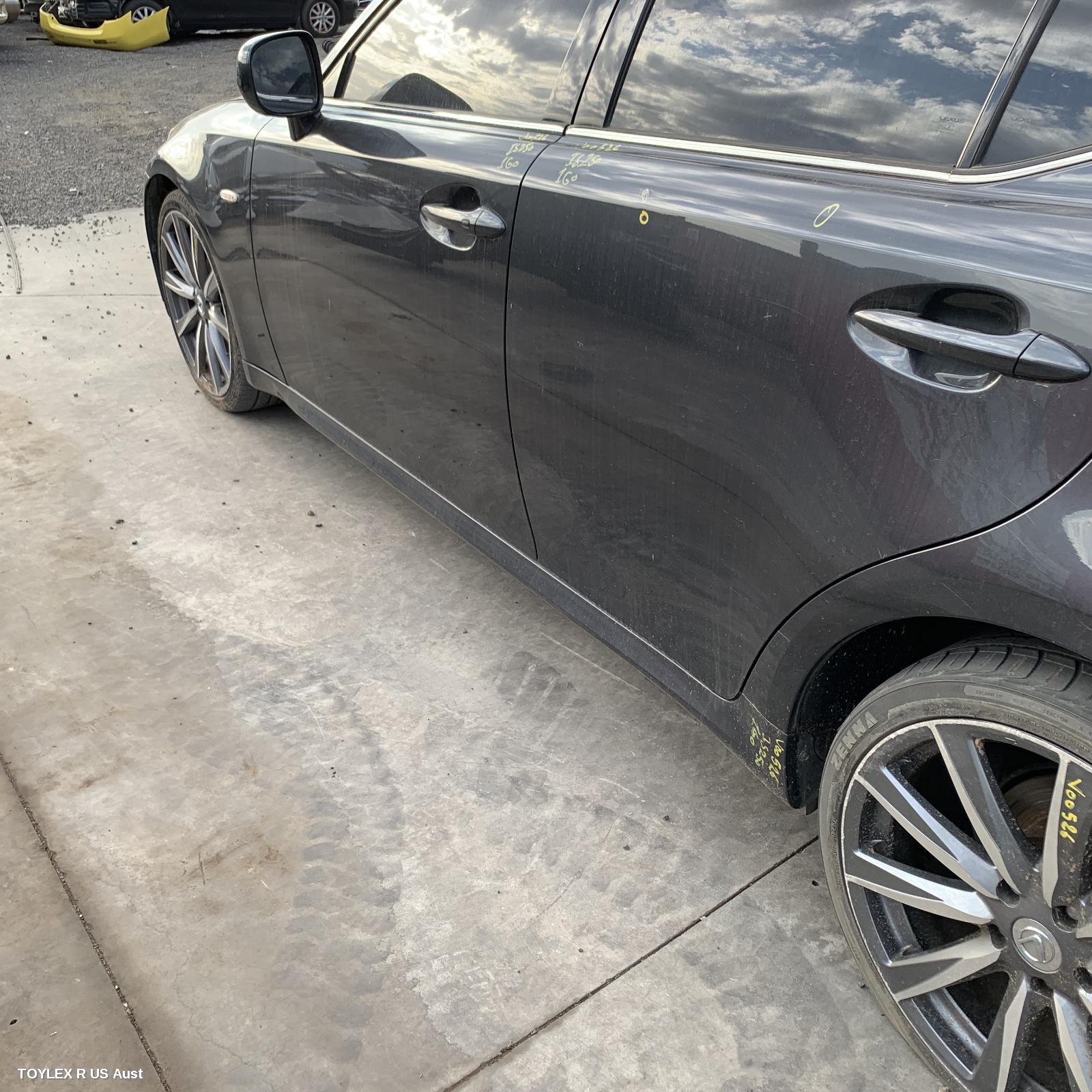 LEXUS IS250/IS250C 2005 Side Step/Skirt GSE20R, LH SIDE