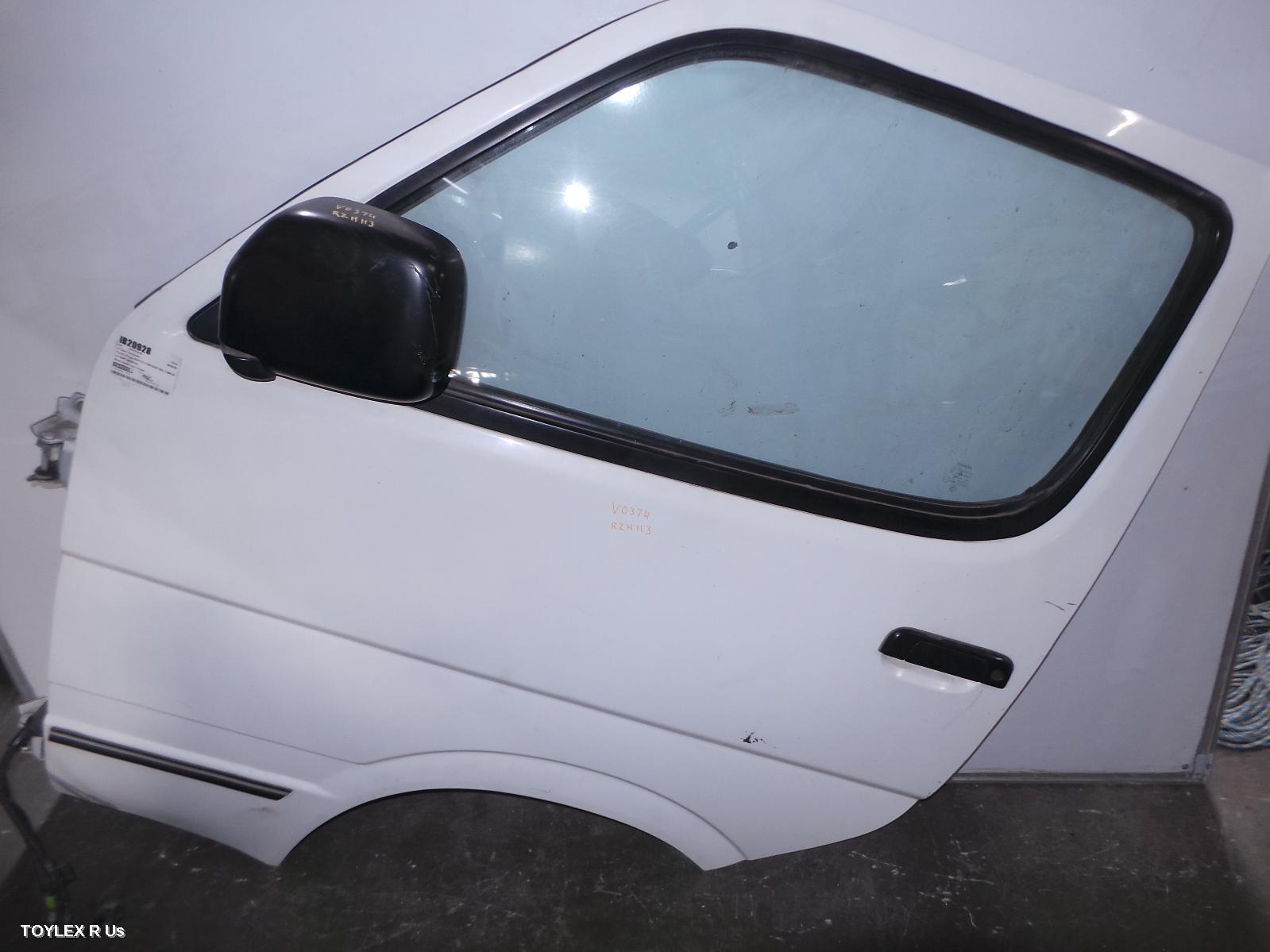 TOYOTA HIACE 1997 Left Front Door LH/RZH10#