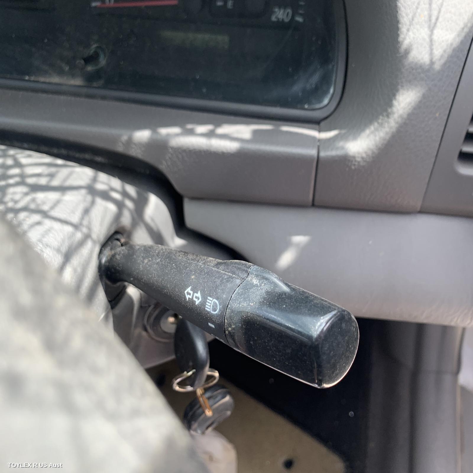 TOYOTA CAMRY 2003 Combination Switch FLASHER SWITCH, SK36, NON SPORTIVO