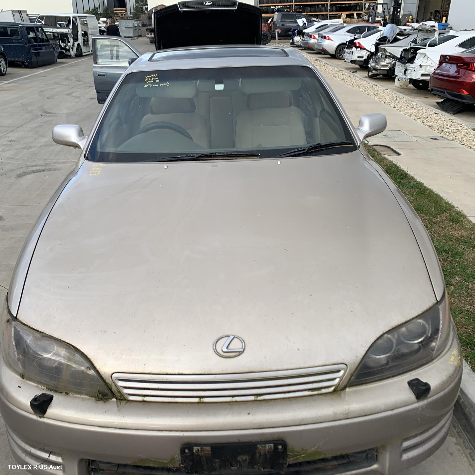 LEXUS ES300 (92-05) 1996 Bonnet VCV10