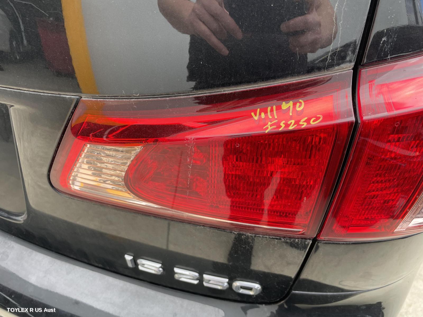 LEXUS IS250/IS250C 2010 Rear Garnish IS250/IS350, BOOTLID LAMP (RH SIDE), GSE20R/GSE21R, SEDAN