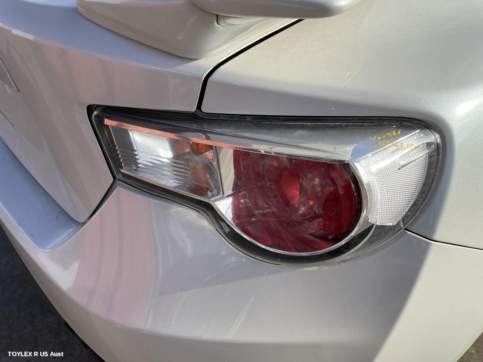 TOYOTA 86 2013 Right Taillight FACTORY, ZN6