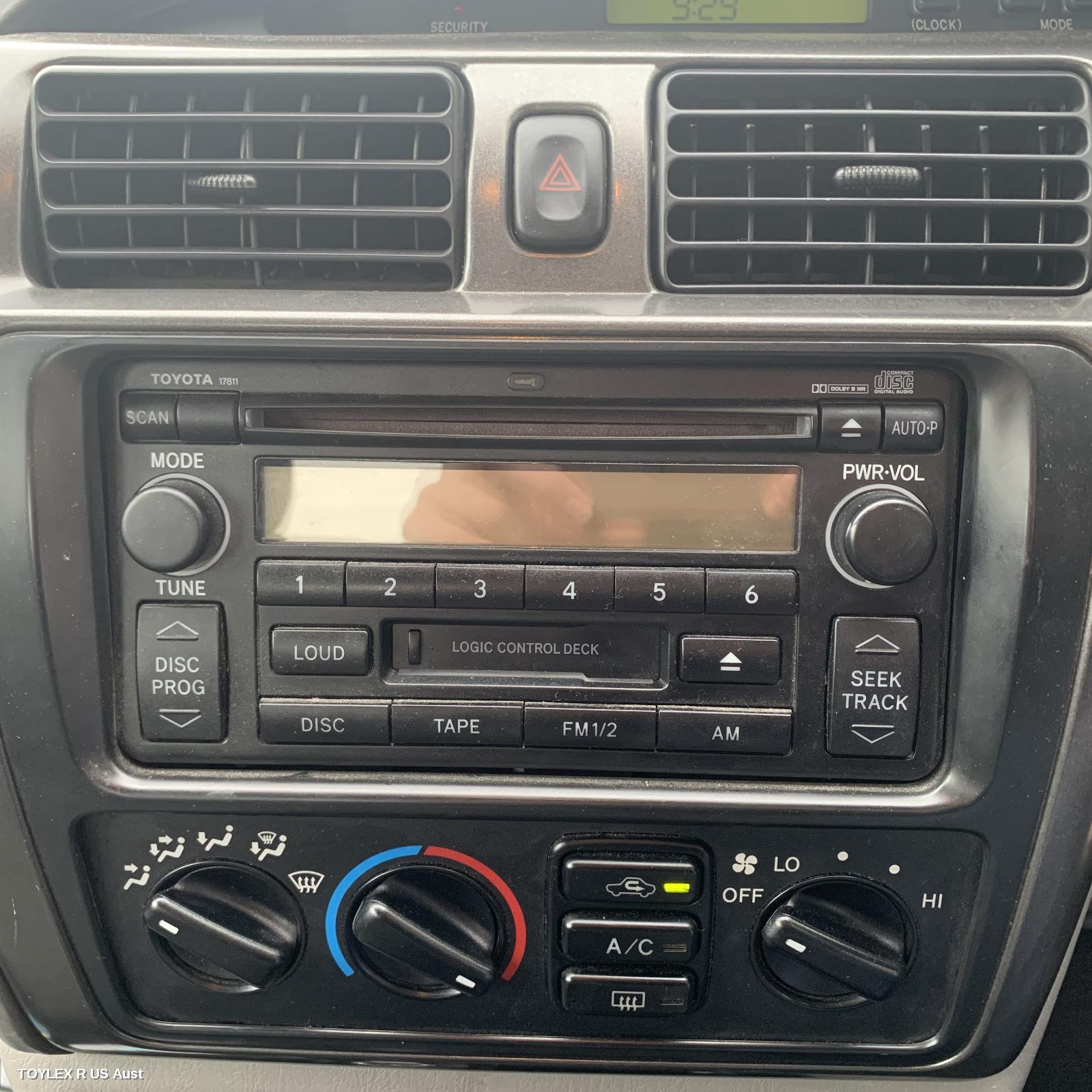 TOYOTA AVALON 2004 Radio/Cd/Dvd/Sat/Tv CD PLAYER, MCX10R