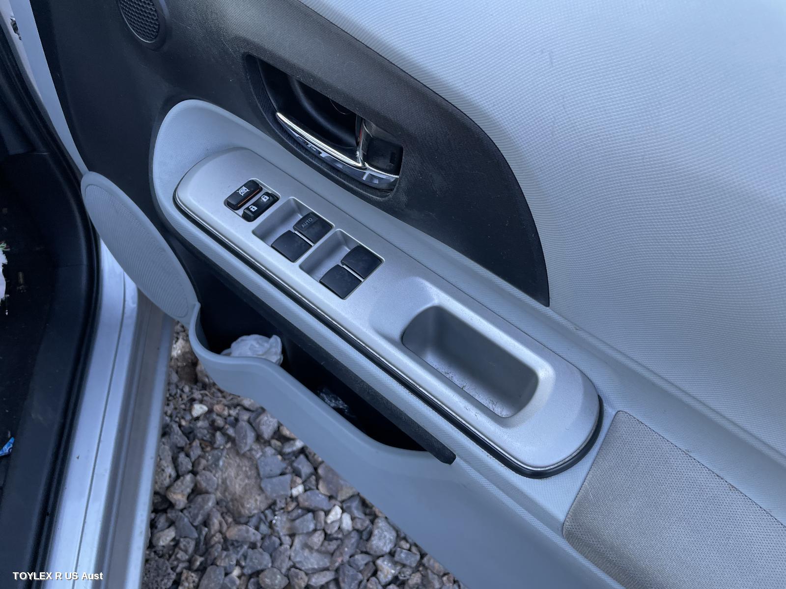 TOYOTA PRIUS 2012 Pwr Dr Wind Switch NHP10R, PRIUS C, RH FRONT (MASTER SWITCH)