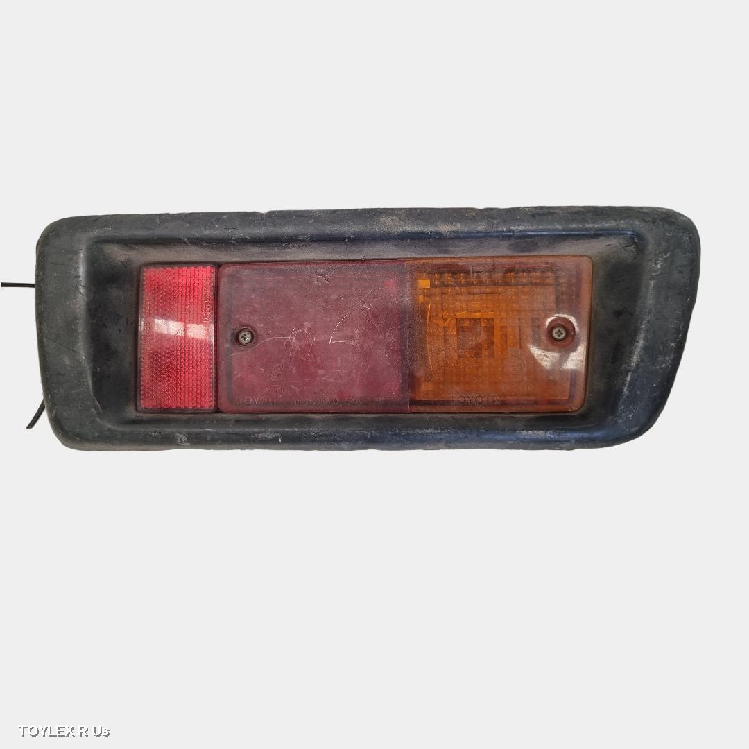 TOYOTA PRADO 1999 Right Taillight IN BUMPER, 95 SERIES