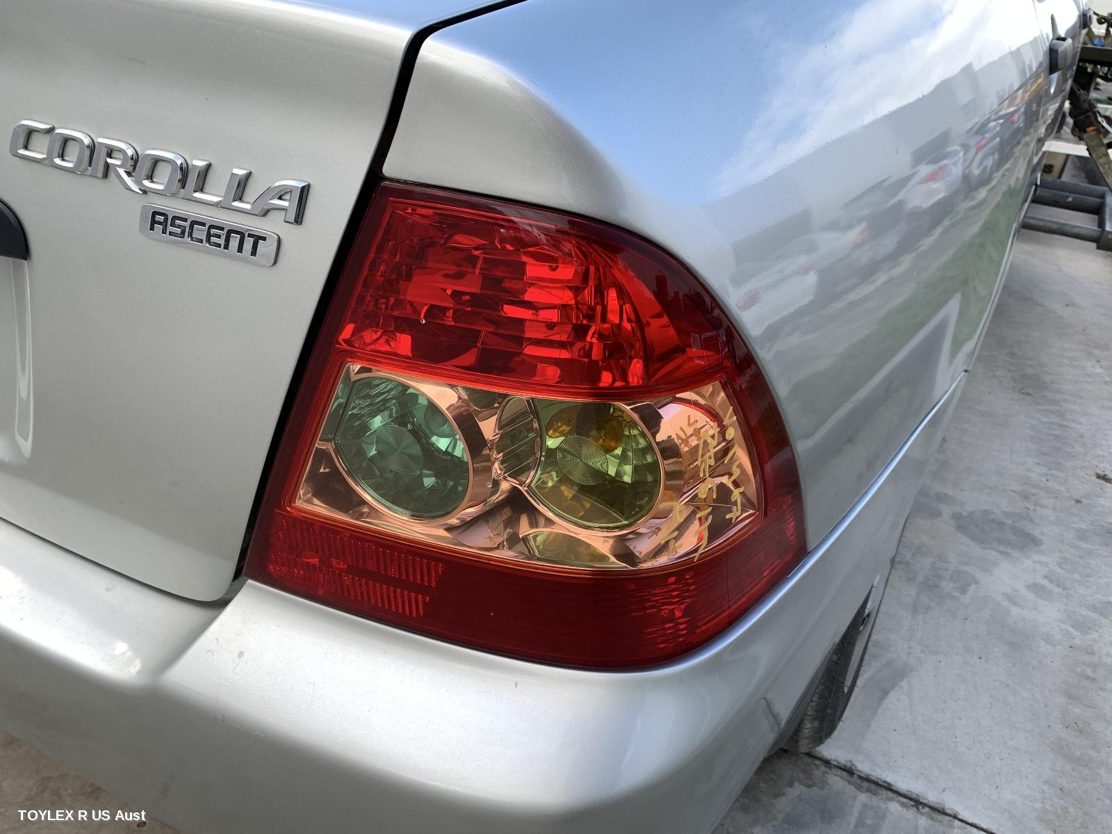 TOYOTA COROLLA 2006 Right Taillight ZZE122, SEDAN, LENS# 02-91 FARBA