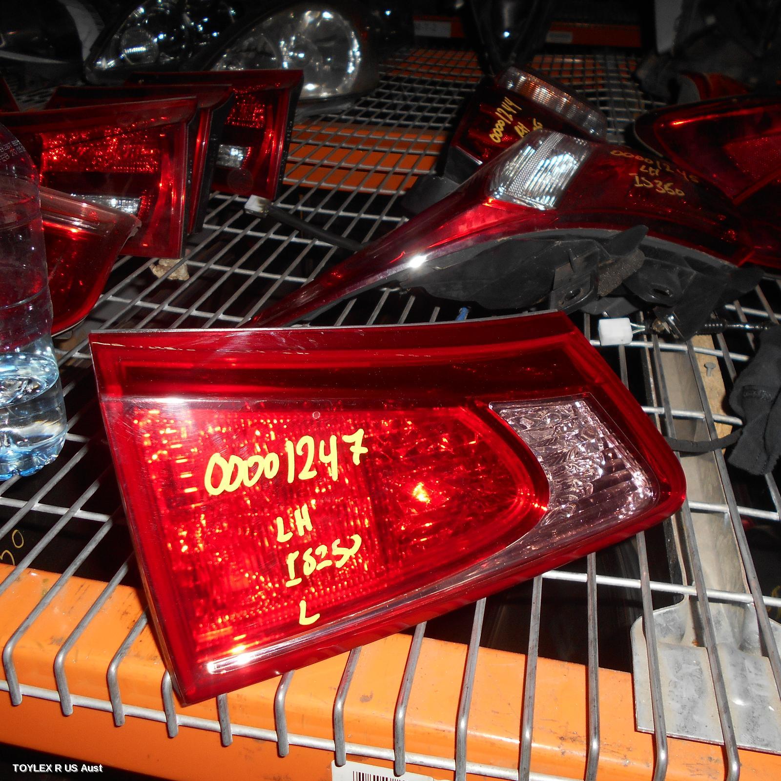 LEXUS IS250/IS250C 2010 Rear Garnish IS250/IS350, BOOTLID LAMP (LH SIDE), GSE20R, SEDAN