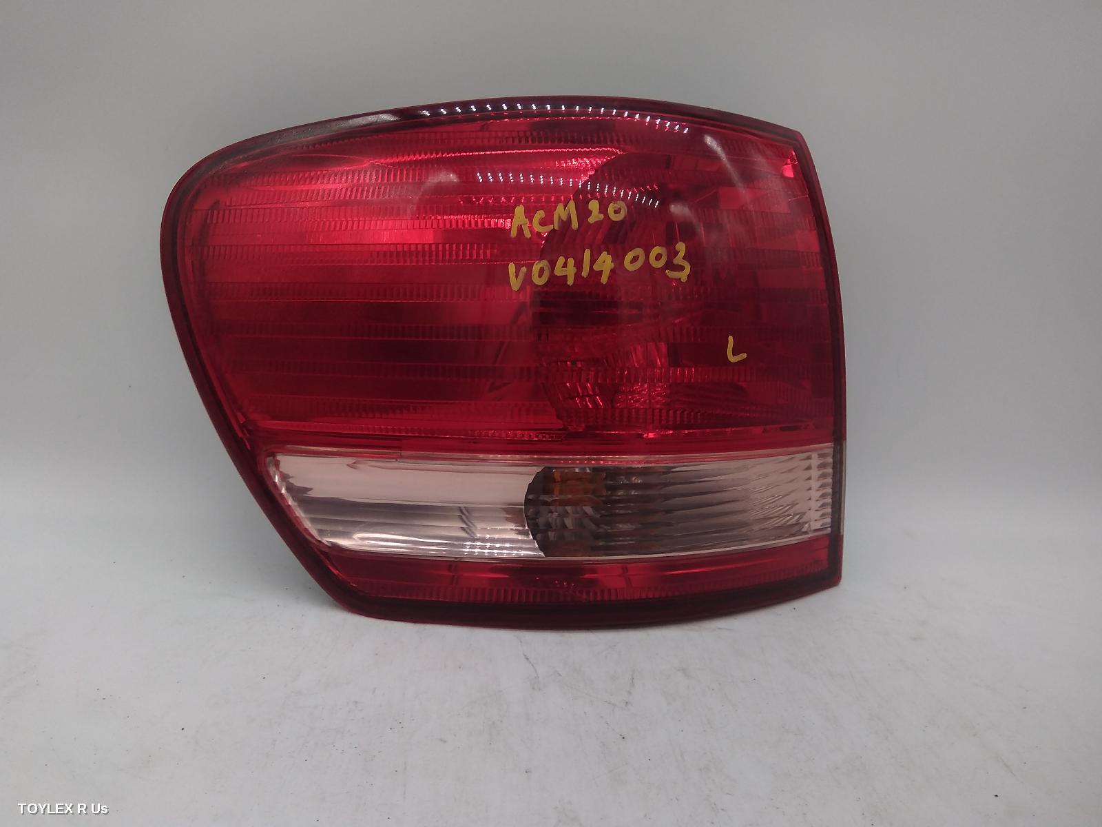 TOYOTA AVENSIS 2002 Left Taillight ACM20R