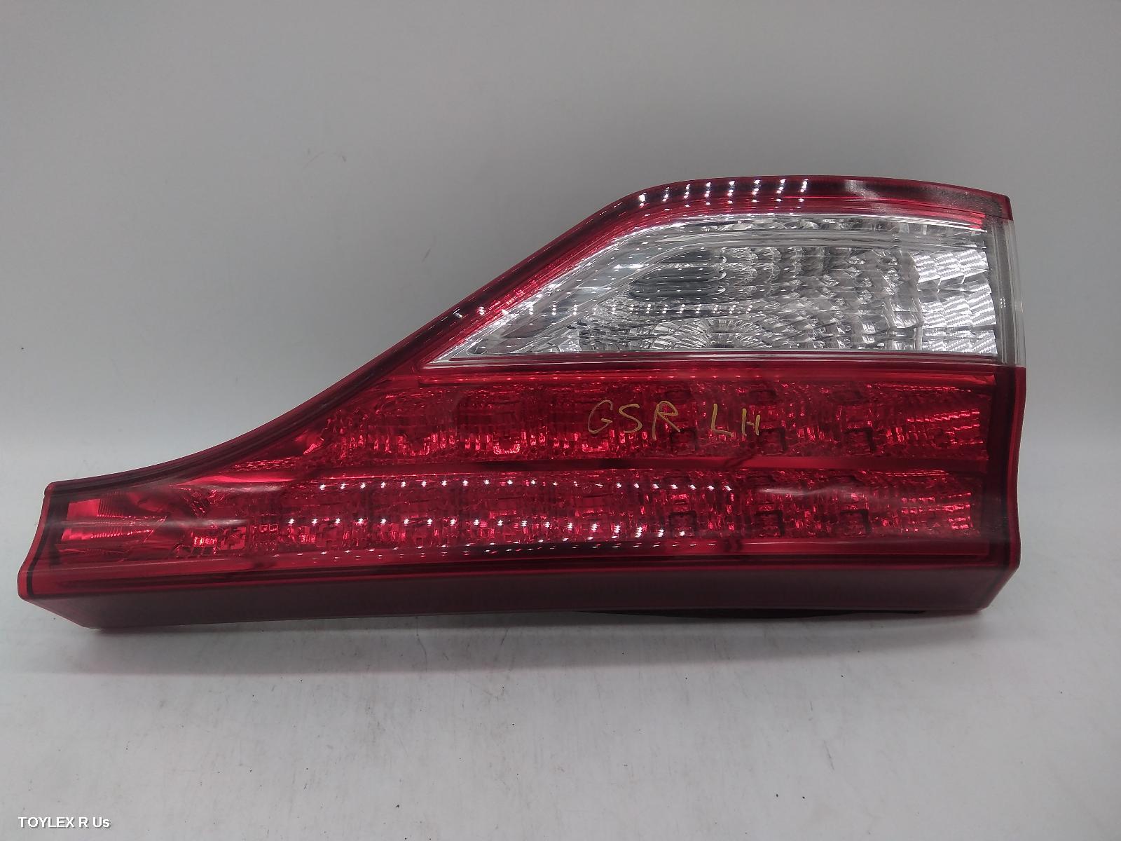 TOYOTA TARAGO 2016 Rear Garnish TAILGATE LAMP (LH SIDE), ACR50R
