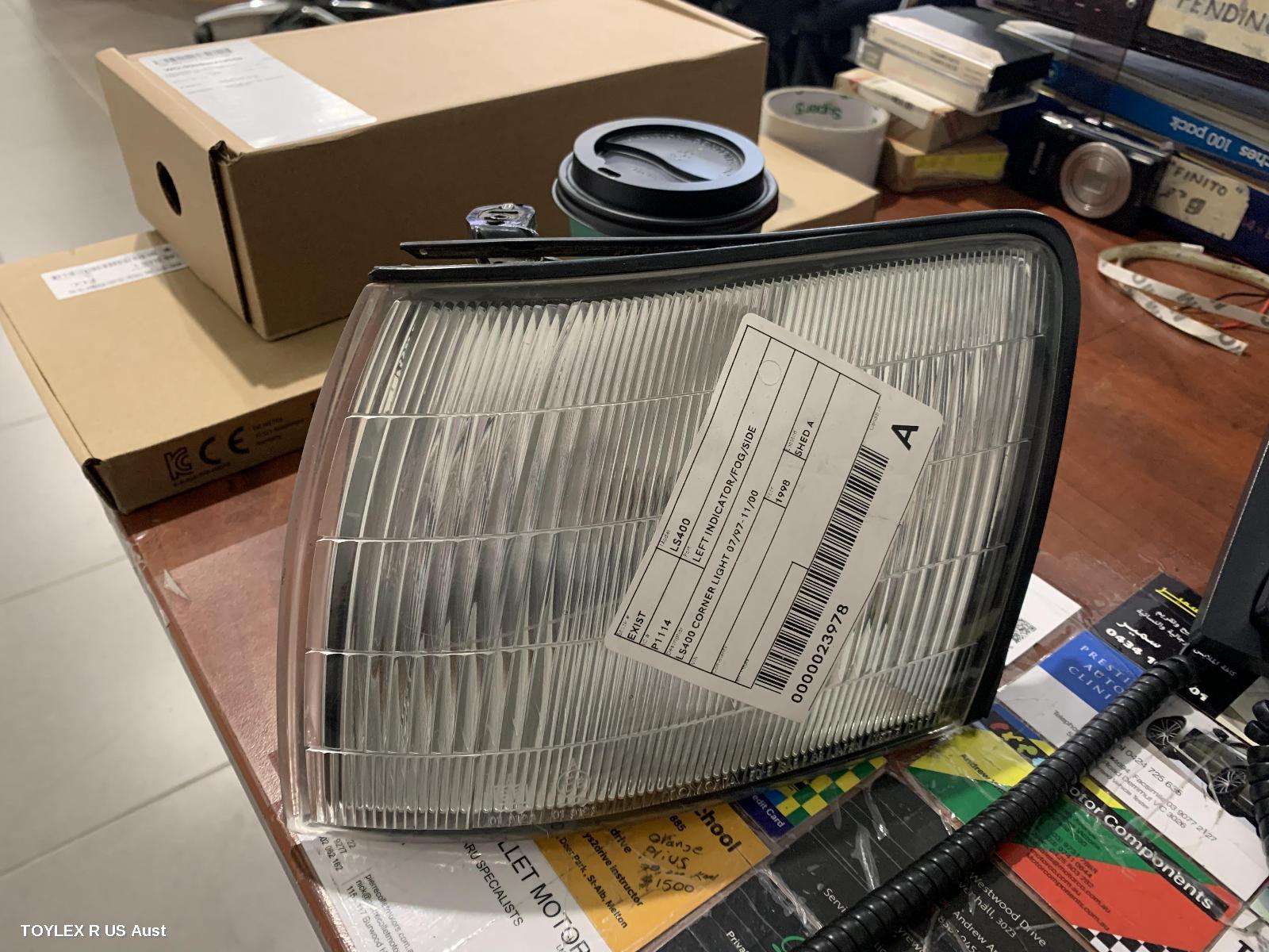 LEXUS LS400 1991 Left Indicator/Fog/Side LS400 CORNER LIGHT LENS#50-5 KOITO