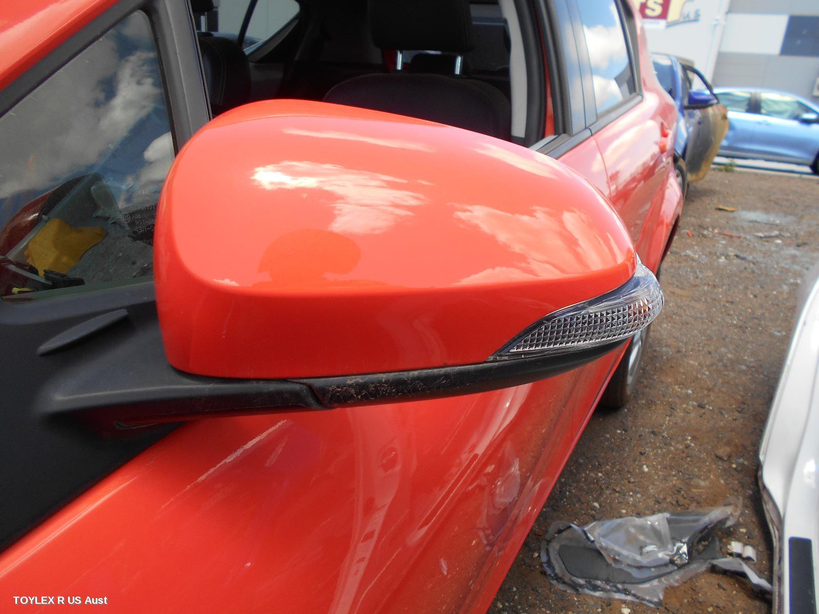 TOYOTA PRIUS 2013 Left Door Mirror NHP10R, PRIUS C, POWER FOLDING TYPE