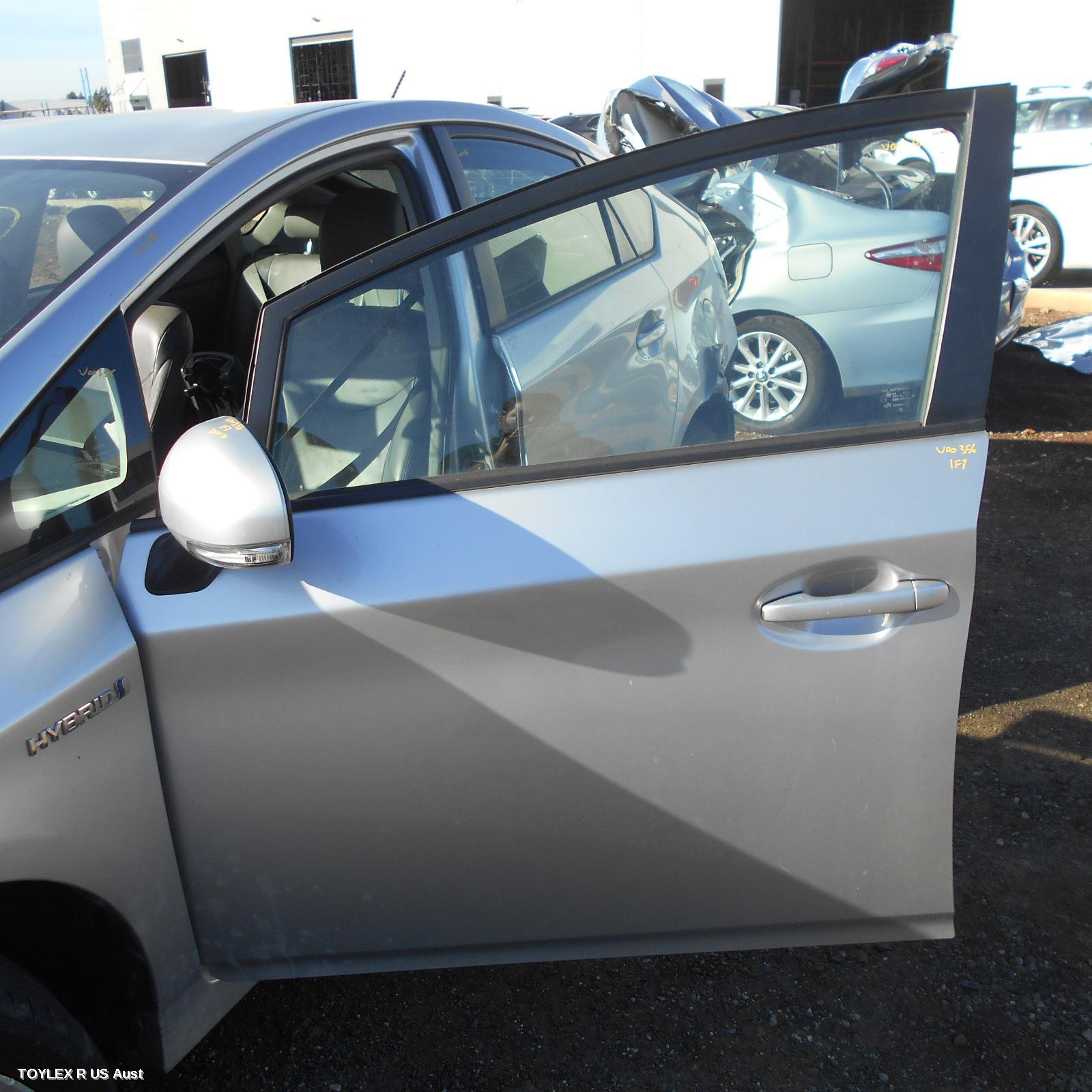 TOYOTA PRIUS 2010 Left Front Door ZVW30R