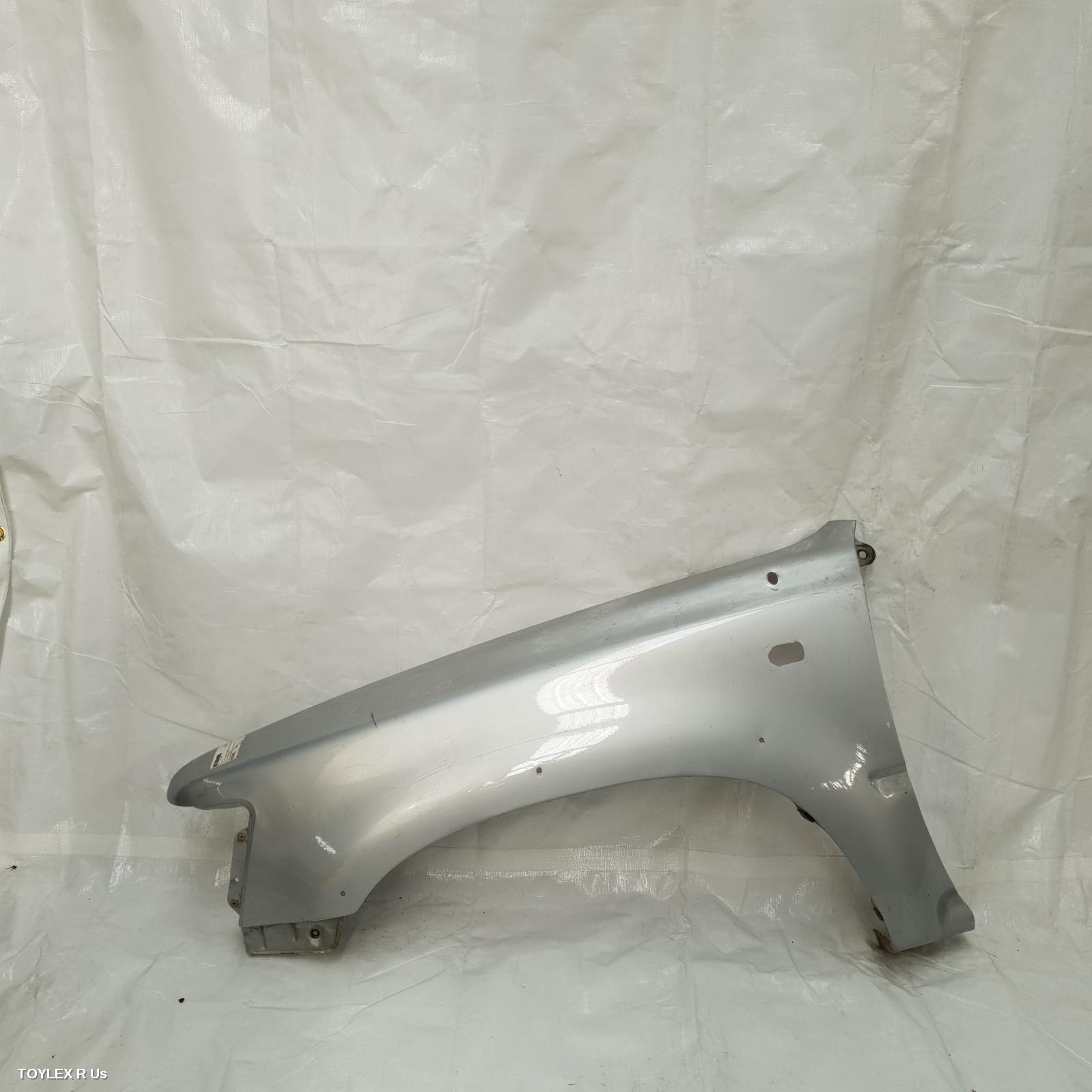 TOYOTA SURF 1989 Left Guard FLARED TYPE, N120/N130