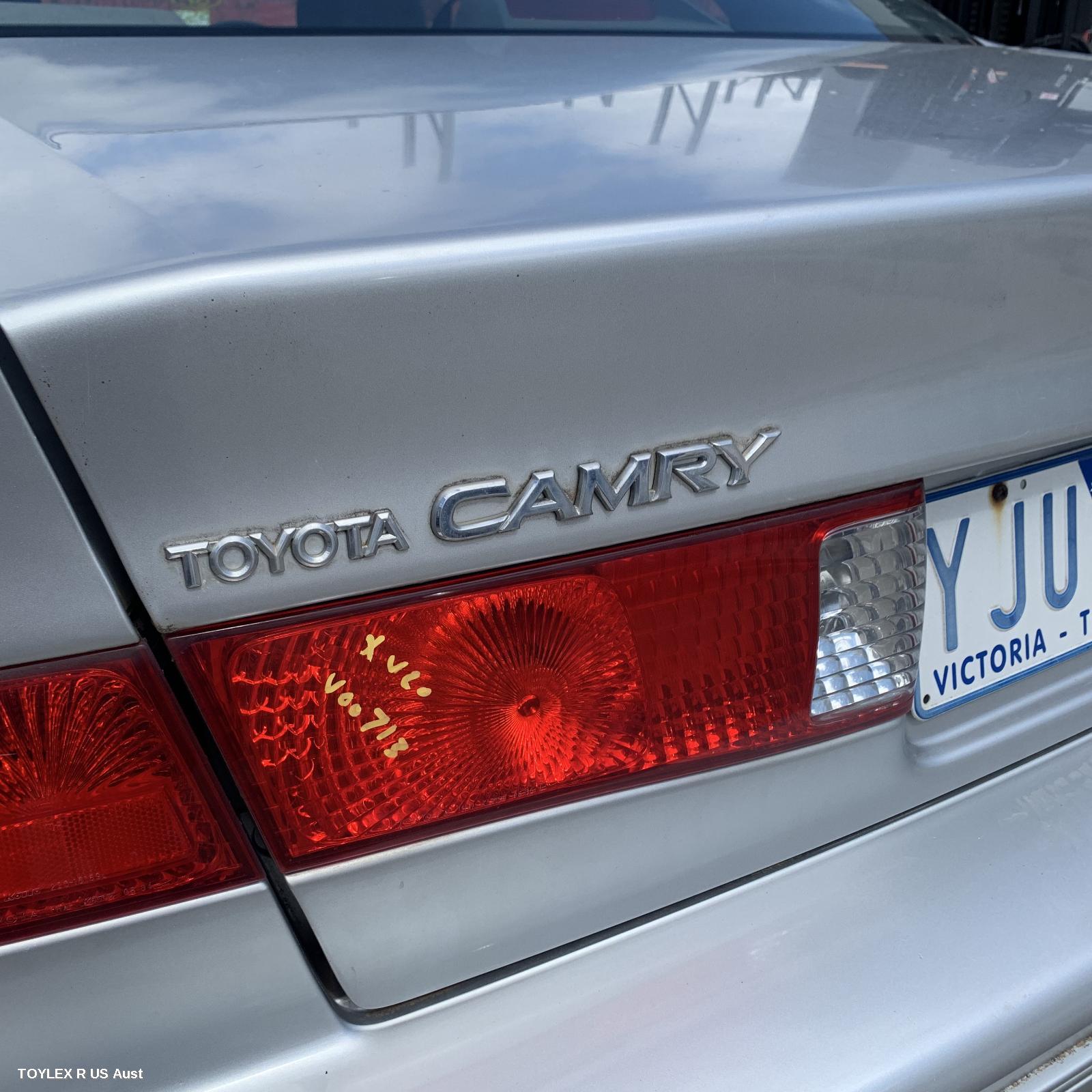 TOYOTA CAMRY 2000 Rear Garnish BOOTLID LAMP, LH SIDE, SK20