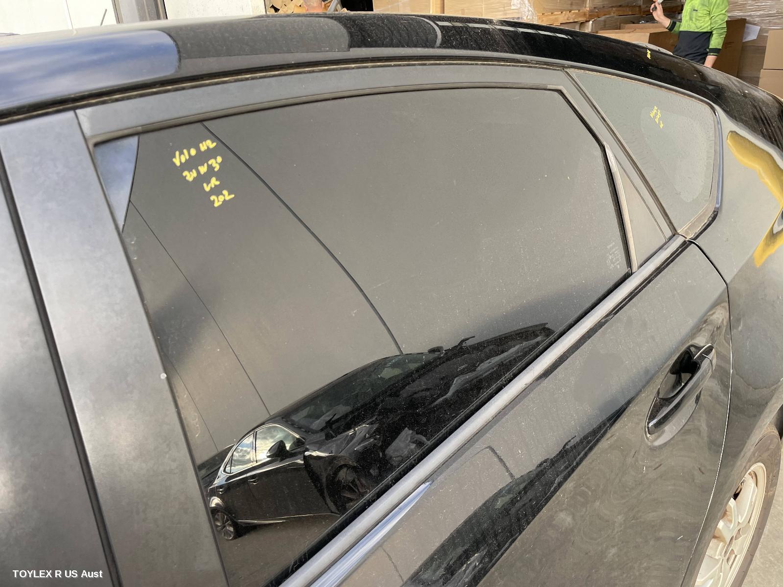 TOYOTA PRIUS 2010 Left Rear Door Window ZVW30R, POWER