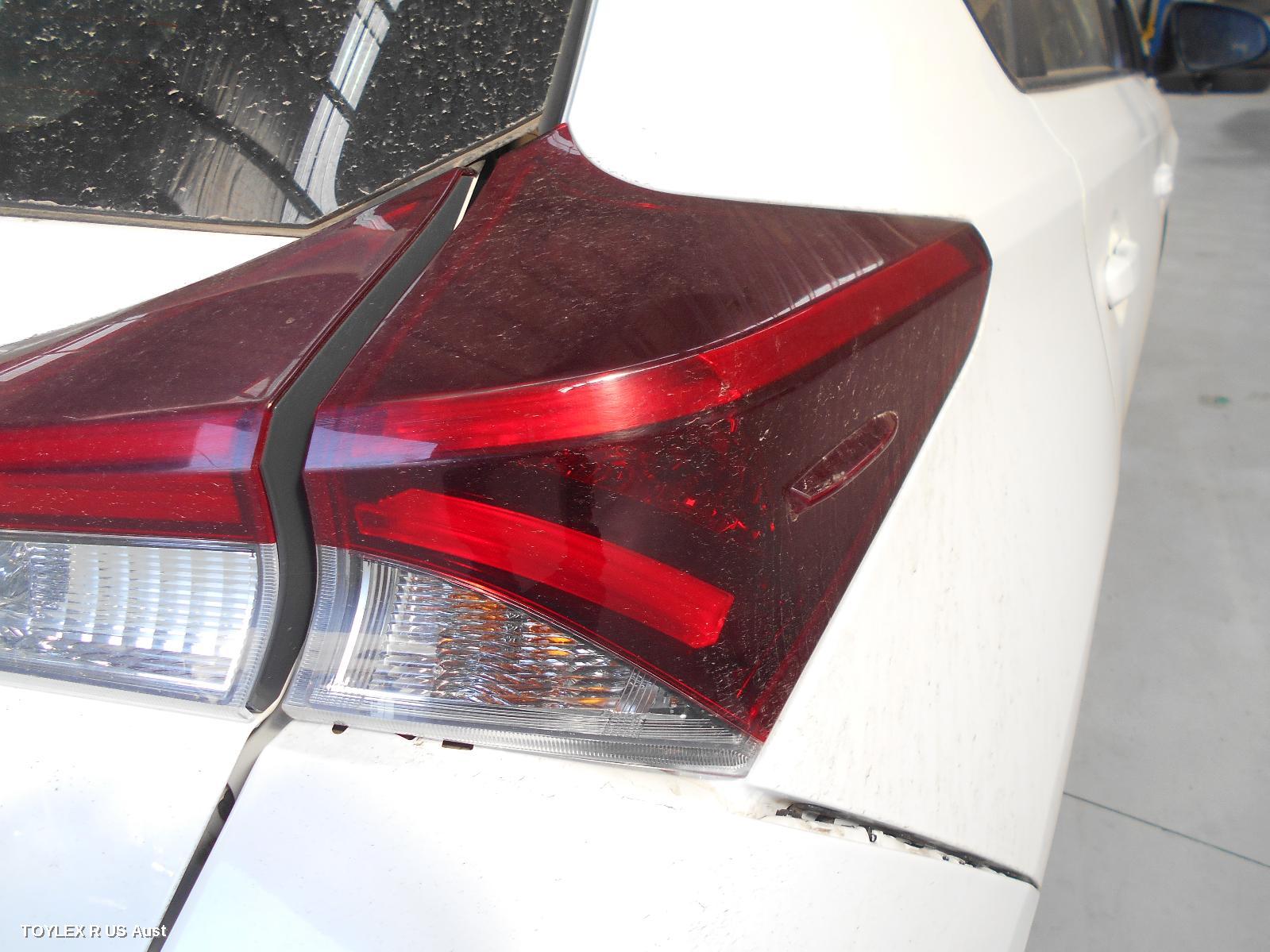 TOYOTA COROLLA 2015 Right Taillight ZRE182R, HATCH