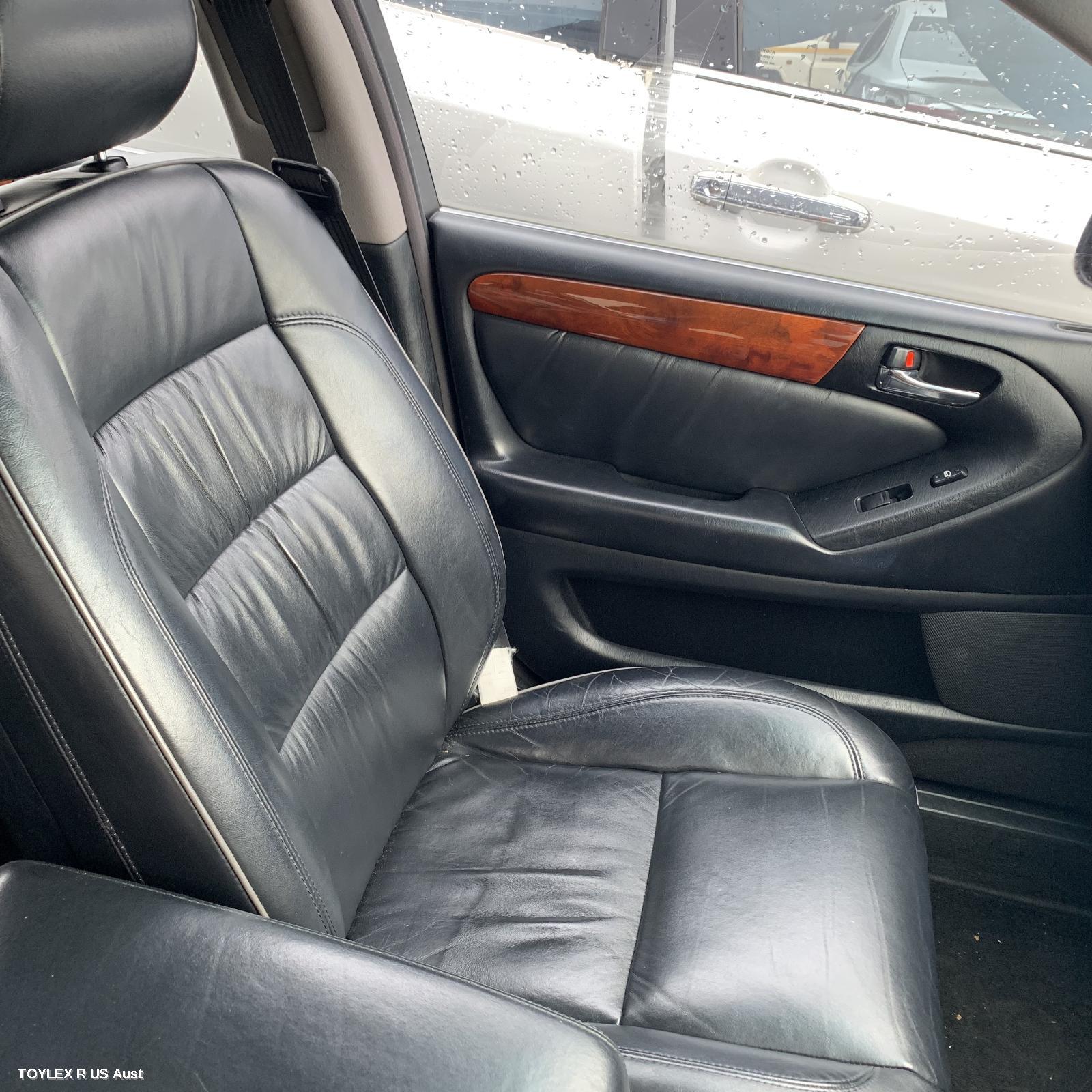LEXUS GS 1999 Front Seat