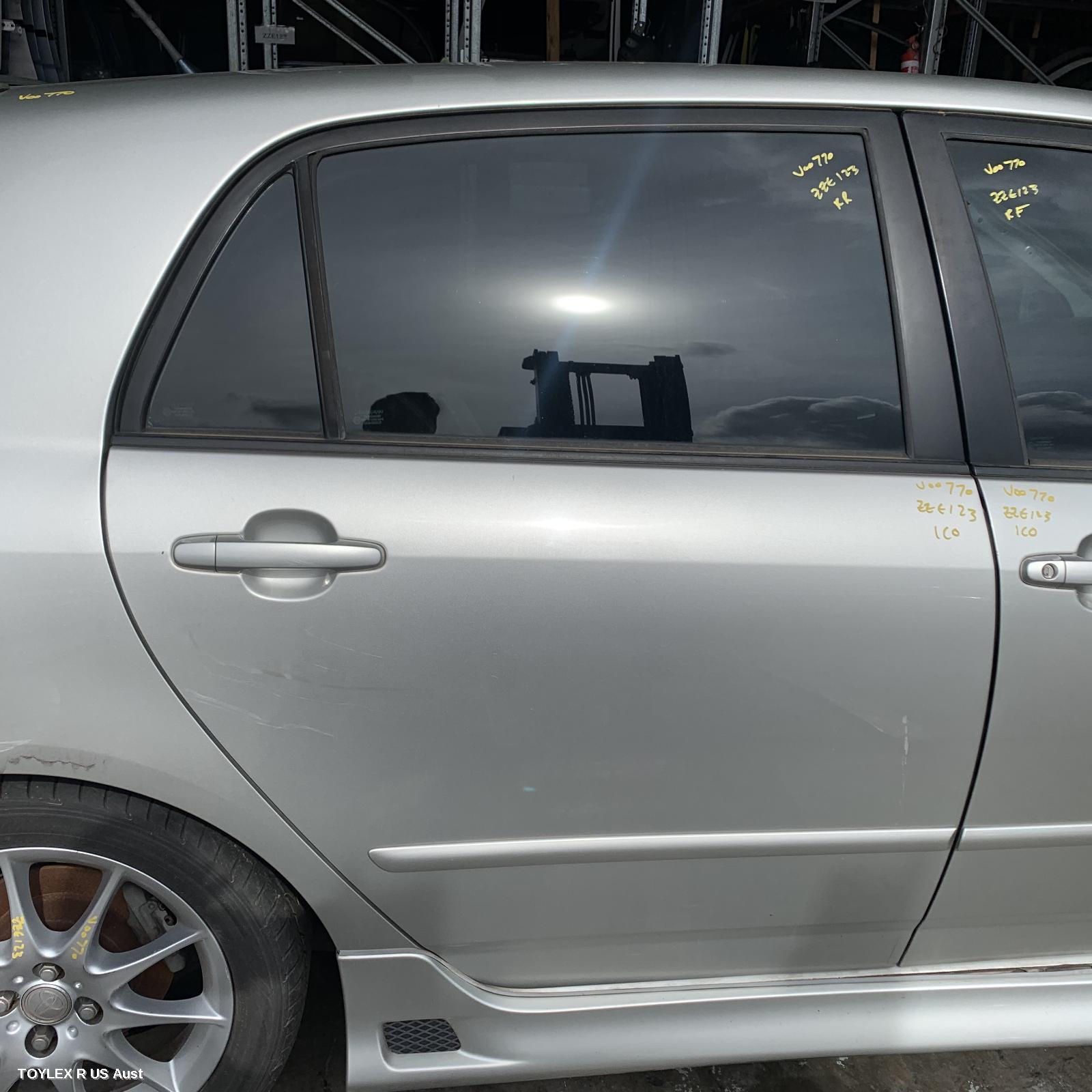 TOYOTA COROLLA 2005 Right Rear Door Sliding ZZE122 (SOUTH AFRICA-VIN AHT), HATCH