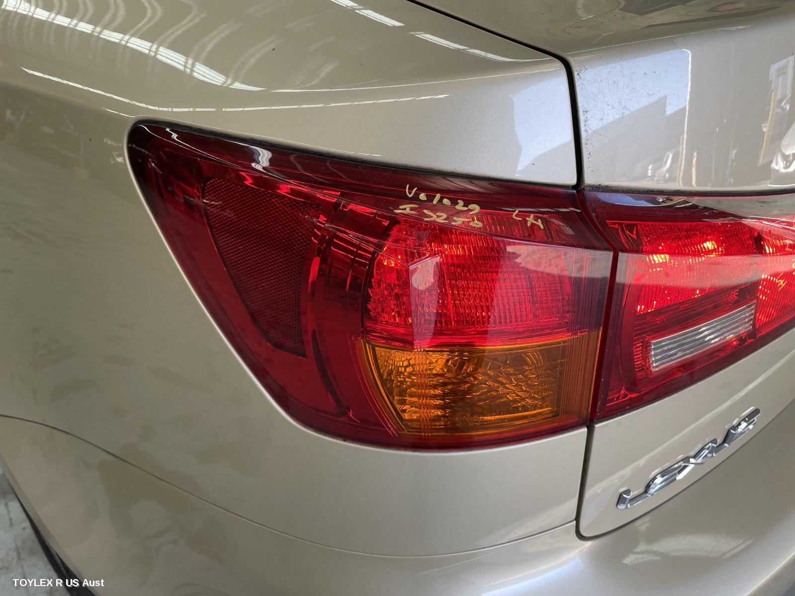 LEXUS IS250/IS250C 2007 Left Taillight IS250, GSE20R, SEDAN, HORIZONTAL TYPE