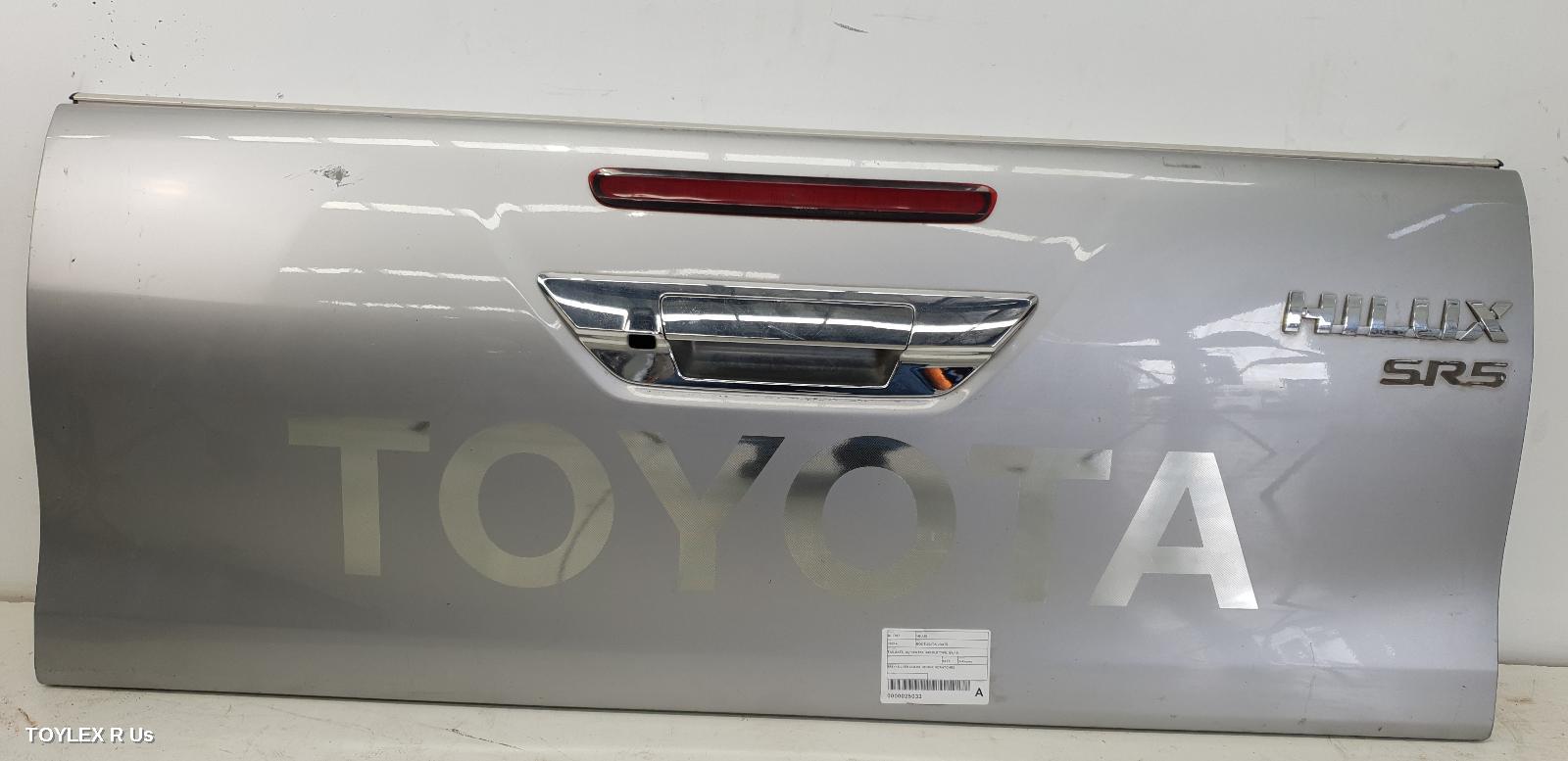 TOYOTA HILUX 2017 Bootlid/Tailgate TAILGATE, W/ CENTRE HANDLE TYPE, NON RUGGED TYPE