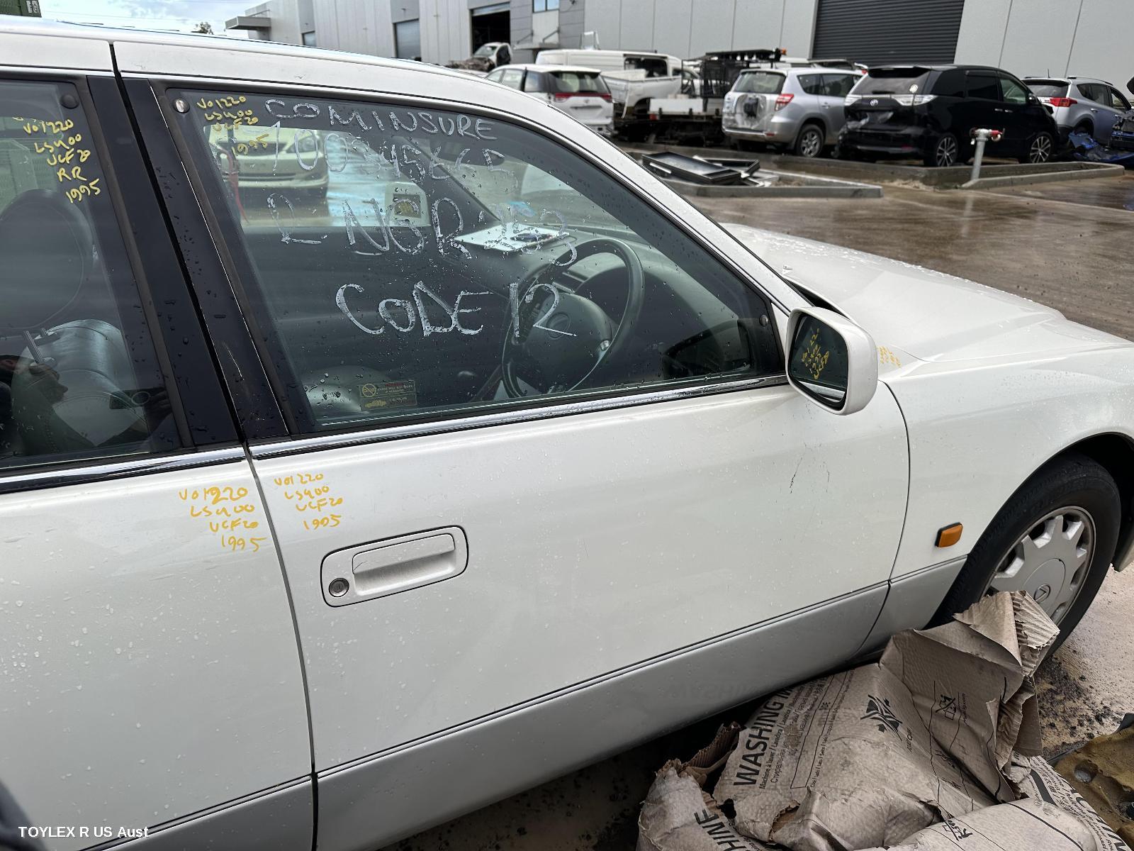 LEXUS LS400 1995 Right Front Door