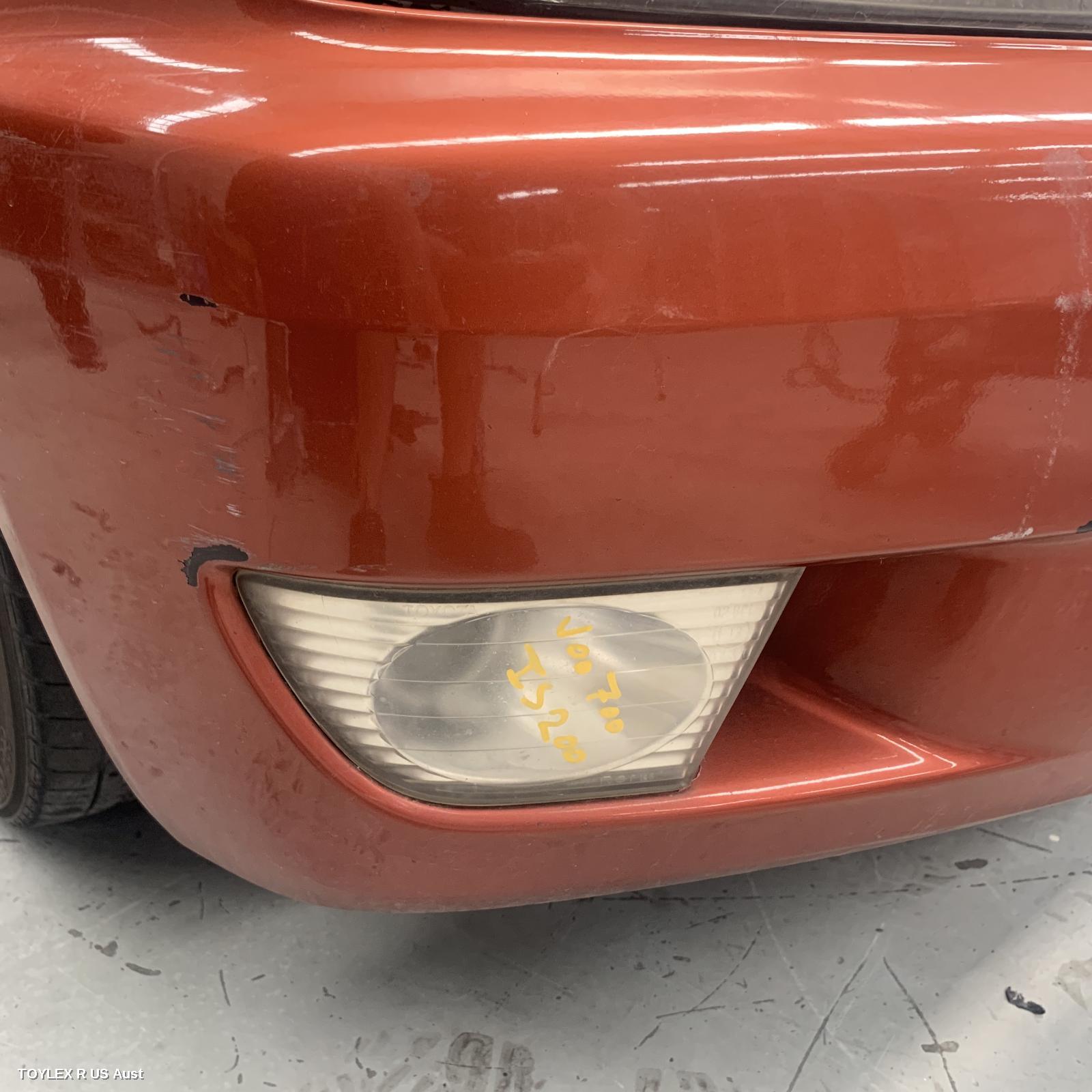 LEXUS IS200/IS300 1999 Right Indicator/Fog/Side BUMPER FOGLAMP, AMBER LENS TYPE