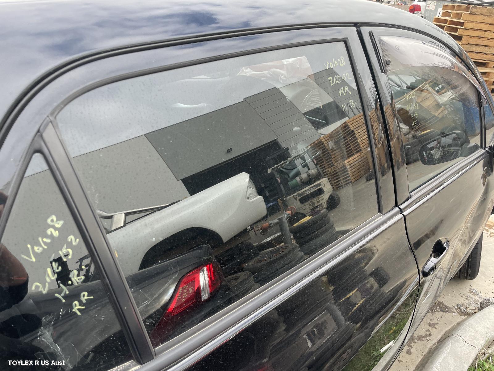 TOYOTA COROLLA 2011 Right Rear Door Window ZRE152R, HATCH