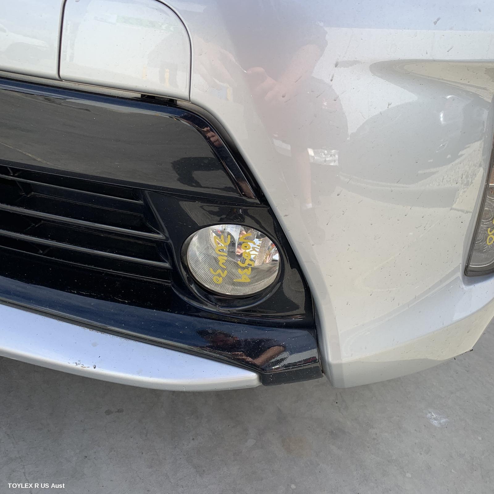 TOYOTA PRIUS 2012 Left Indicator/Fog/Side ZVW30R, BUMPER FOGLAMP