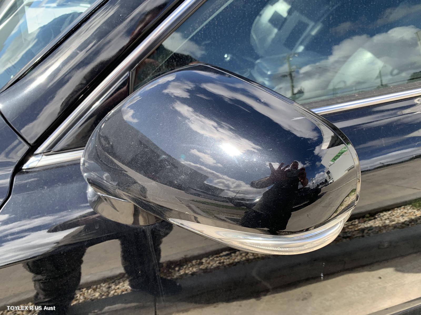 LEXUS IS250/IS250C 2009 Left Door Mirror IS250/IS350, GSE20R/GSE21R, SEDAN, PRESTIGE, W/ INDICATOR TYPE (1 PLUG)