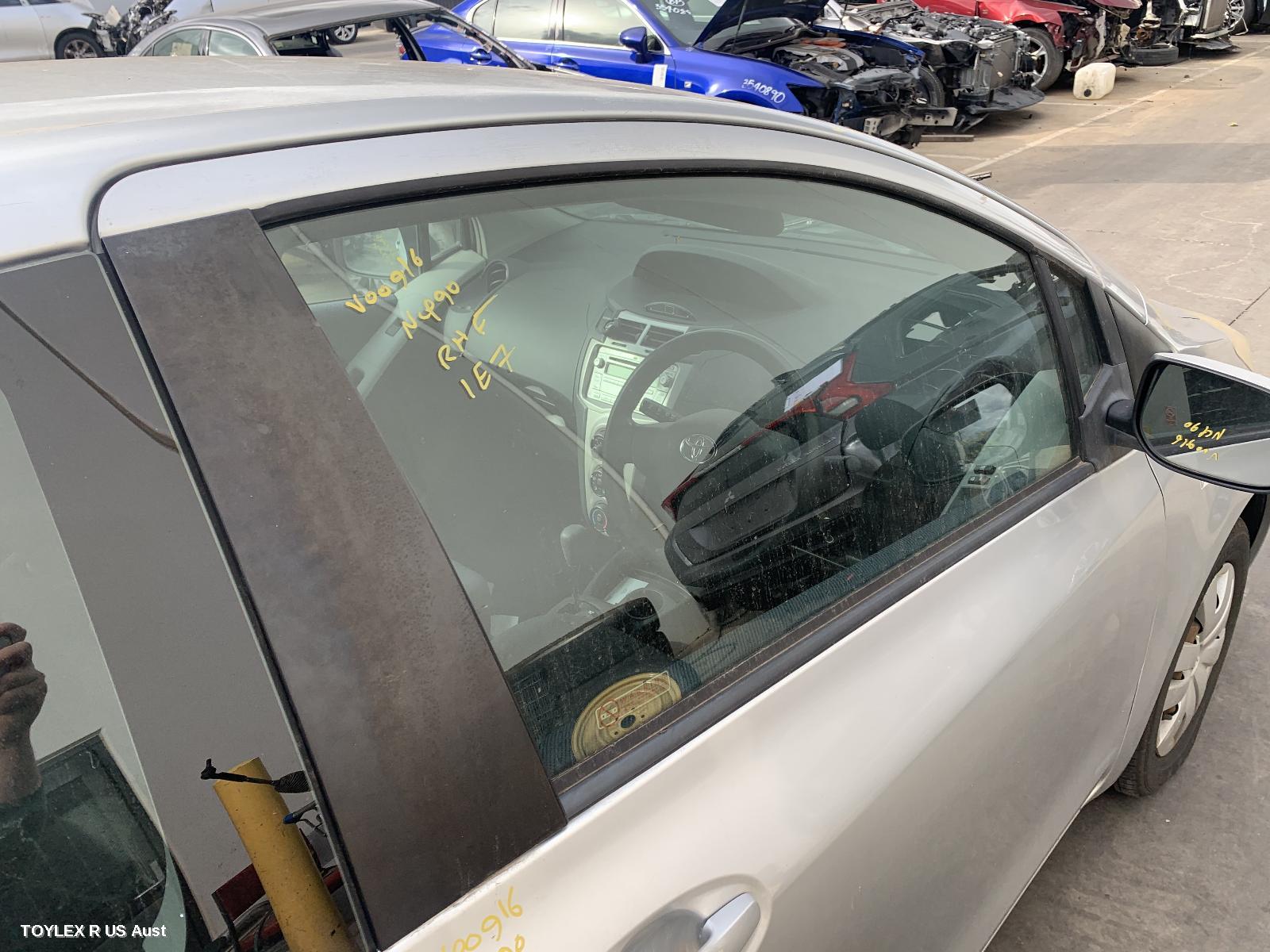 TOYOTA YARIS 2008 Right Front Door Window NCP9#, 3DR HATCH