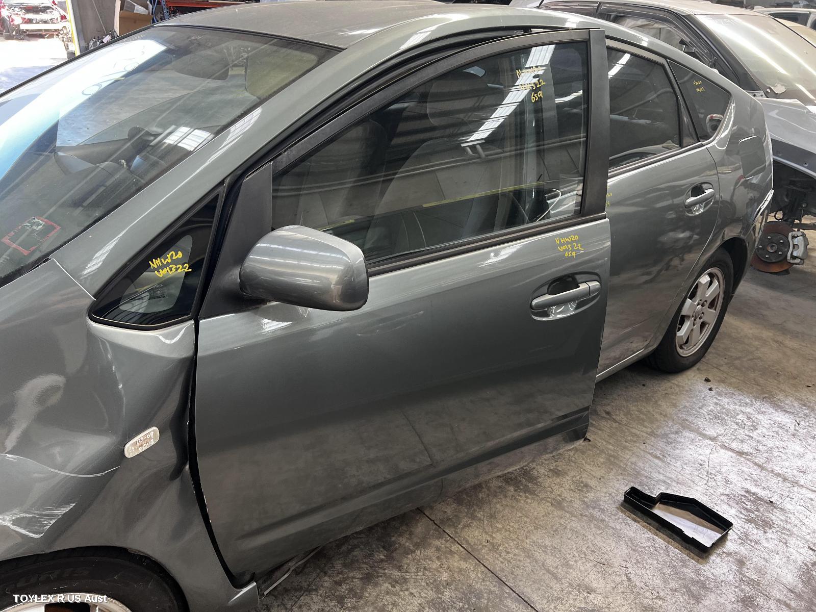 TOYOTA PRIUS 2004 Left Front Door NHW20R