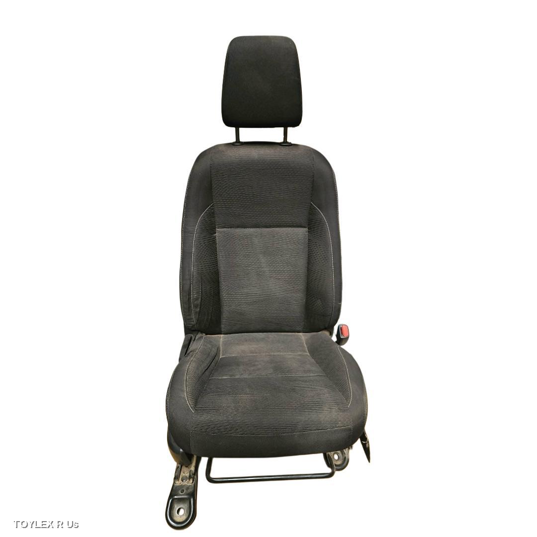 TOYOTA HILUX 2017 Front Seat EXTRA CAB, SR, RH FRONT, CLOTH, BLACK